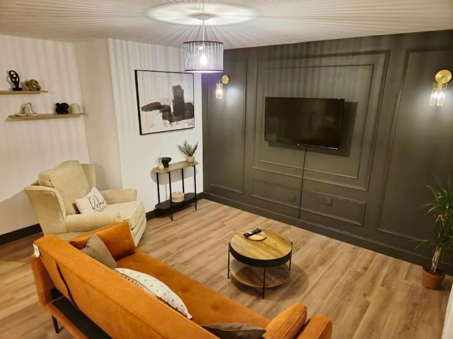 Two-Bedroom Apartment photo 1