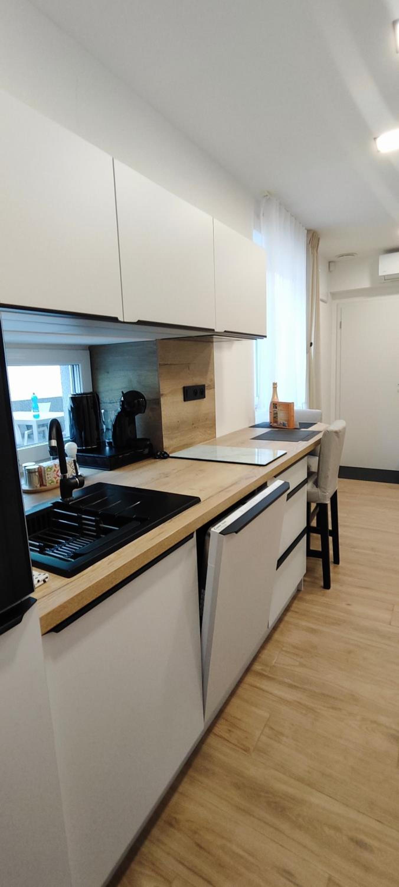 One-Bedroom Apartment with Garden View photo 3