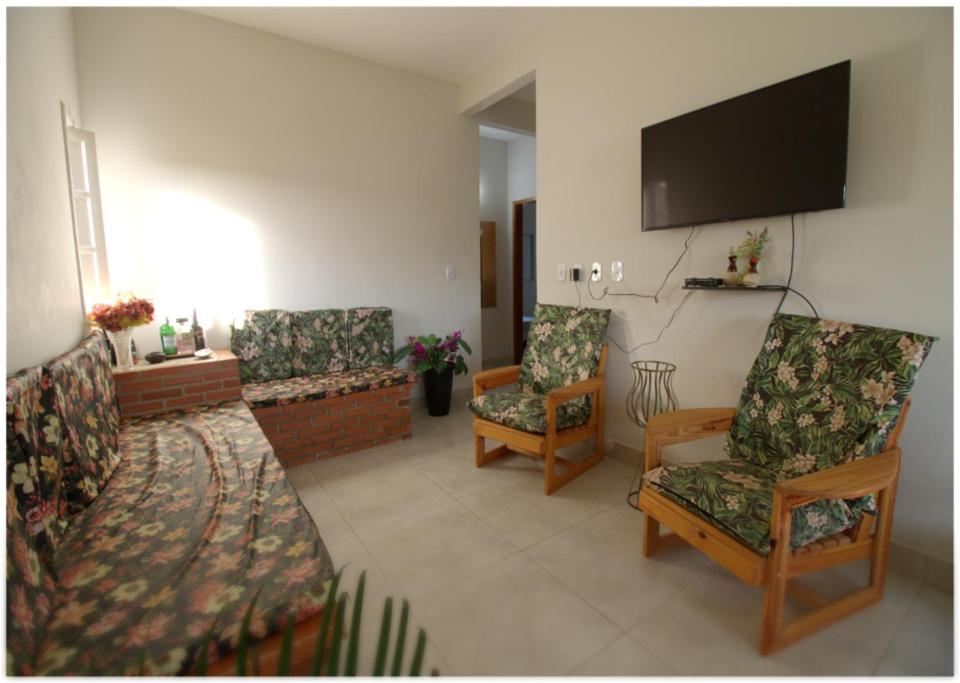 Four-Bedroom House photo 1