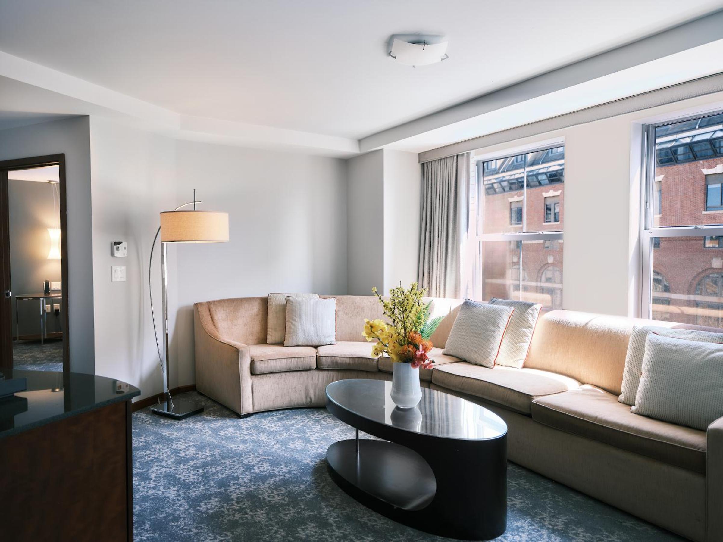 Executive One-Bedroom King Suite