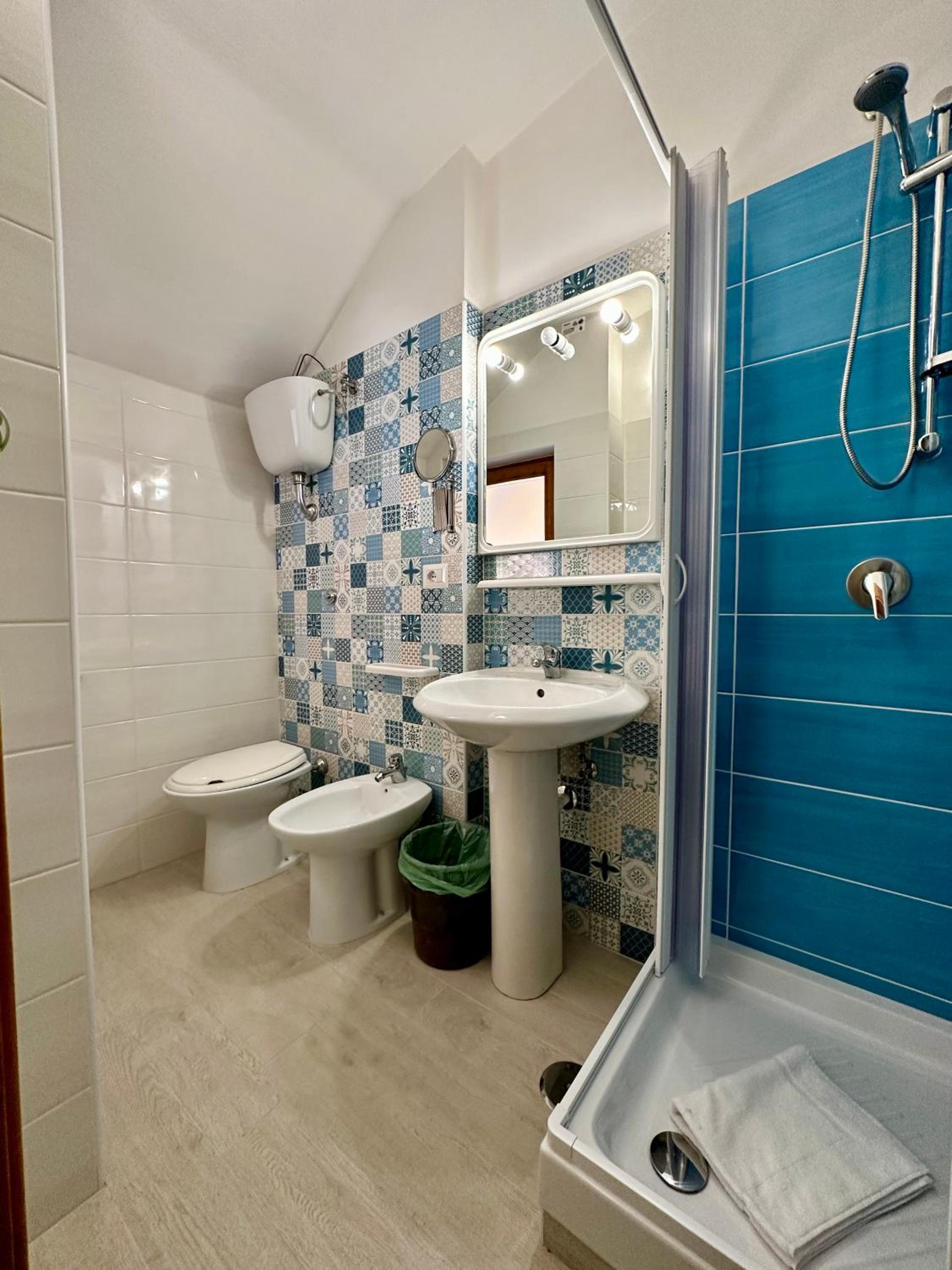 Double Room with Balcony photo 3