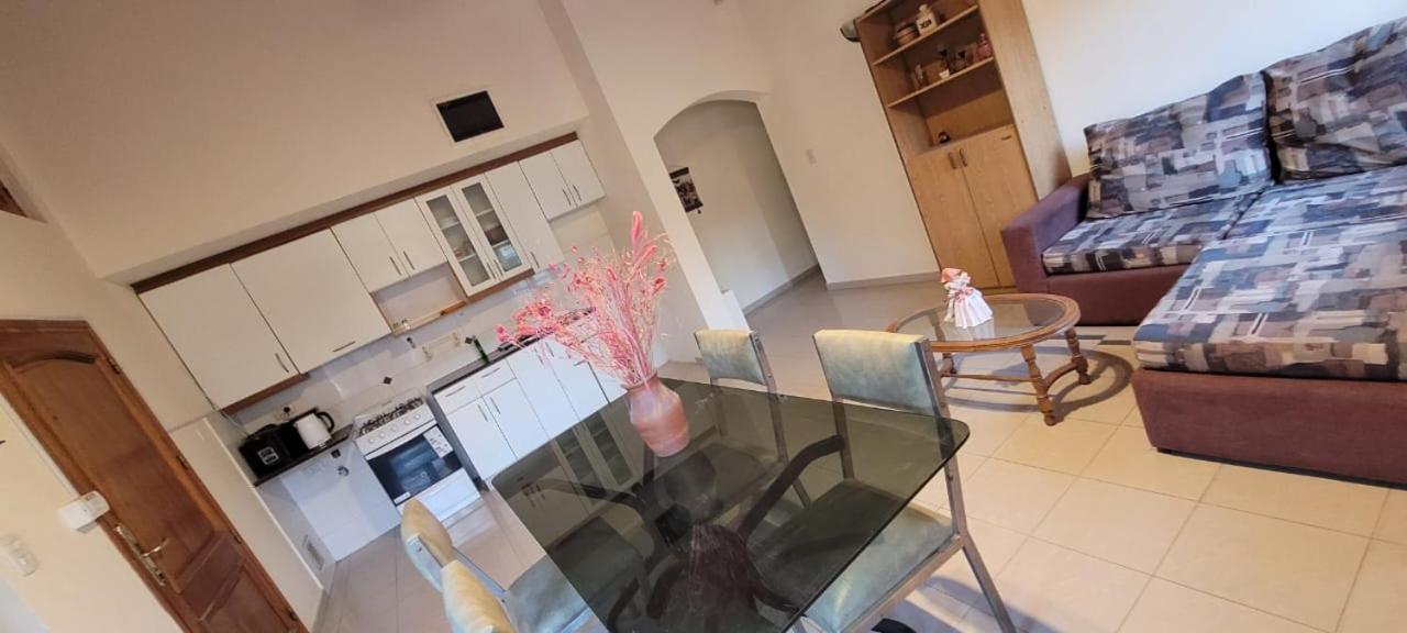 Deluxe Two-Bedroom Apartment With Garden View photo 2