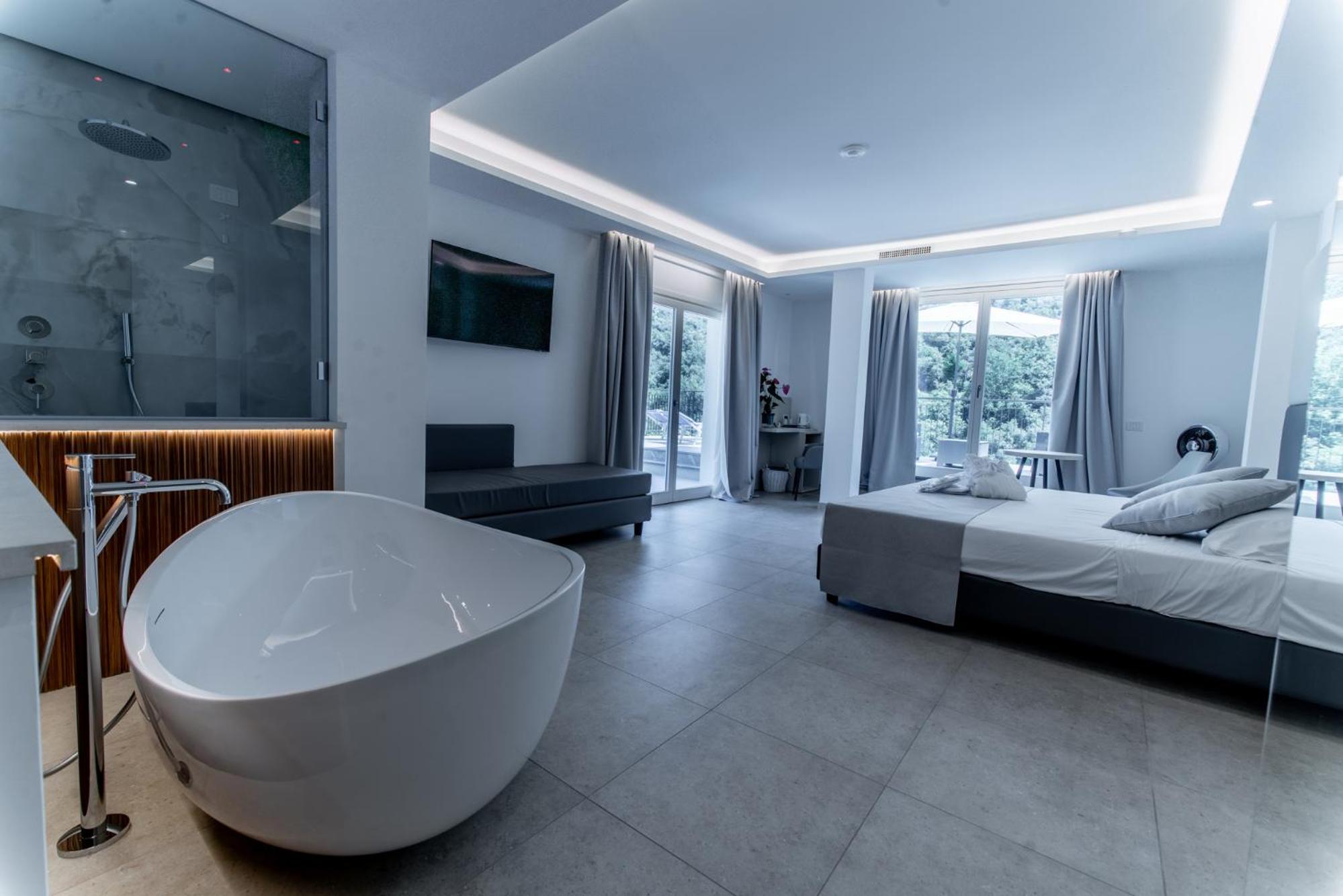 Deluxe Junior Suite