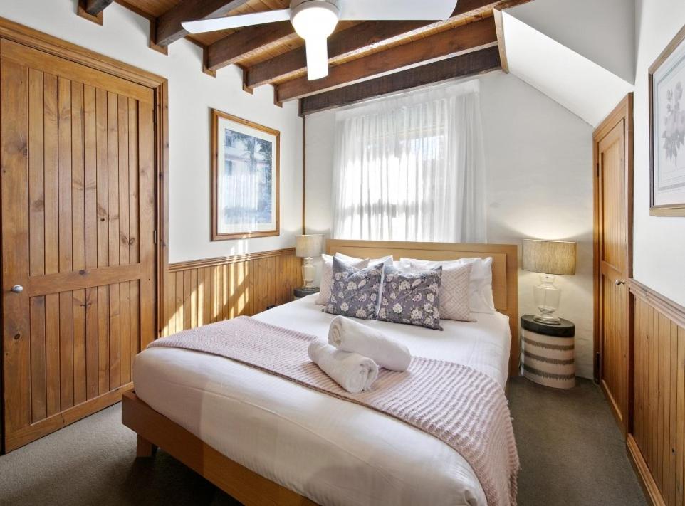 Four-Bedroom House photo 1