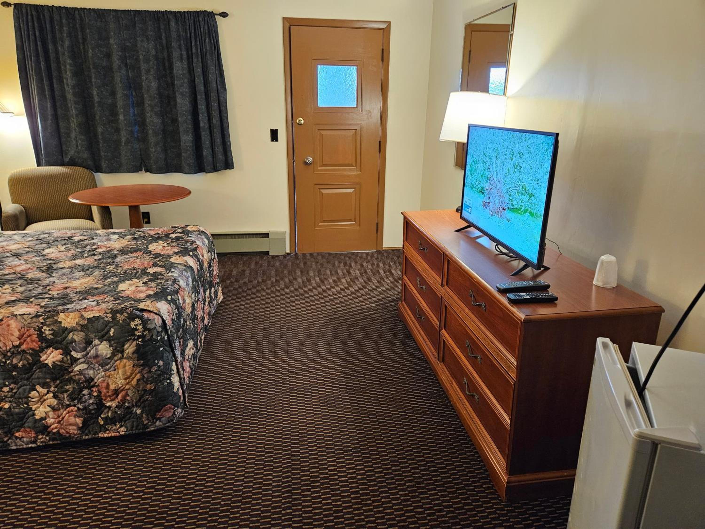 Queen Room - Photo 1