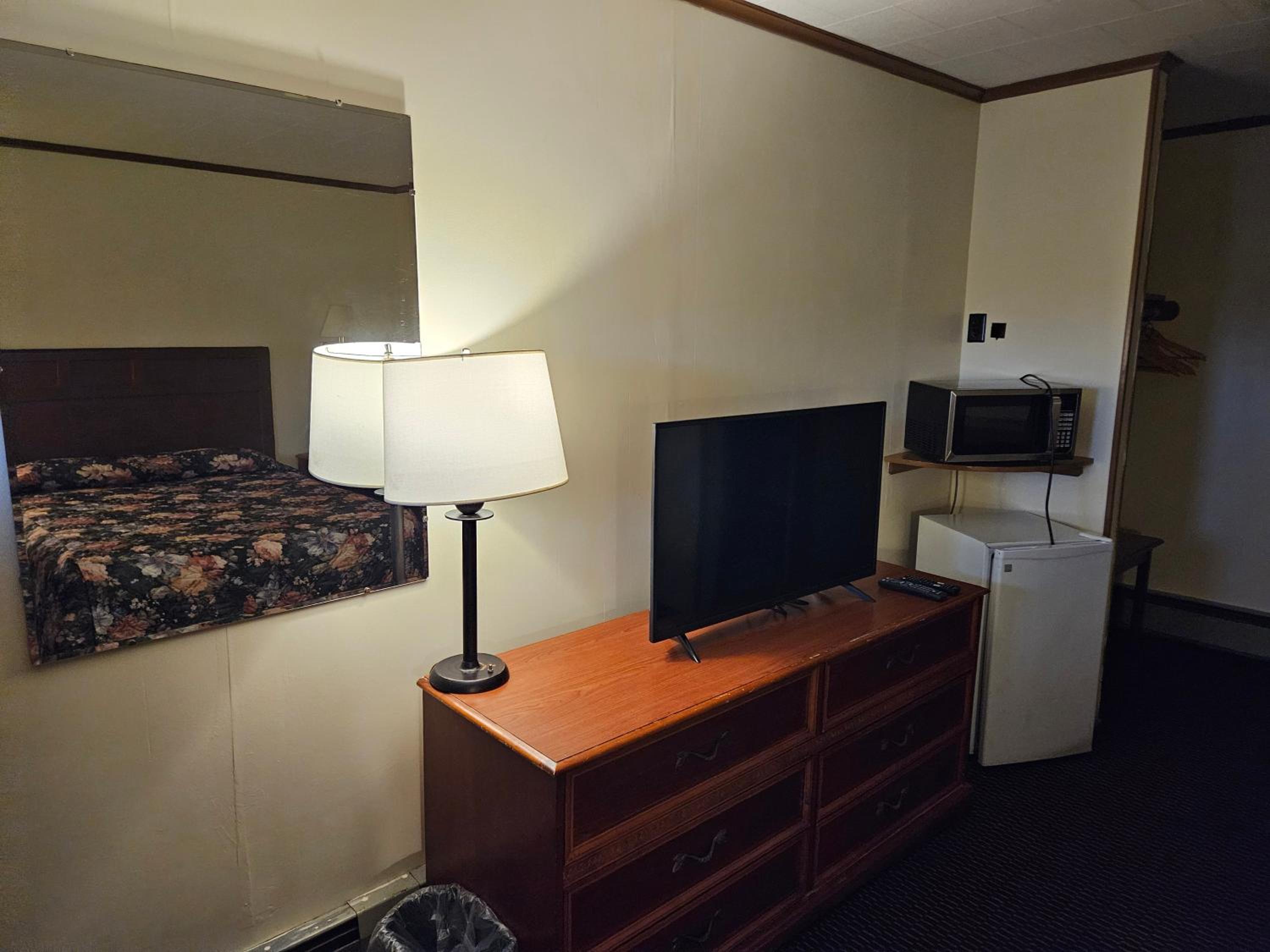Queen Room - Photo 3