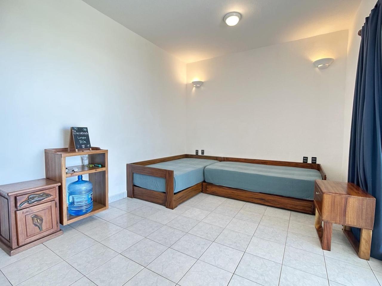 Family Room with Sea View photo 3