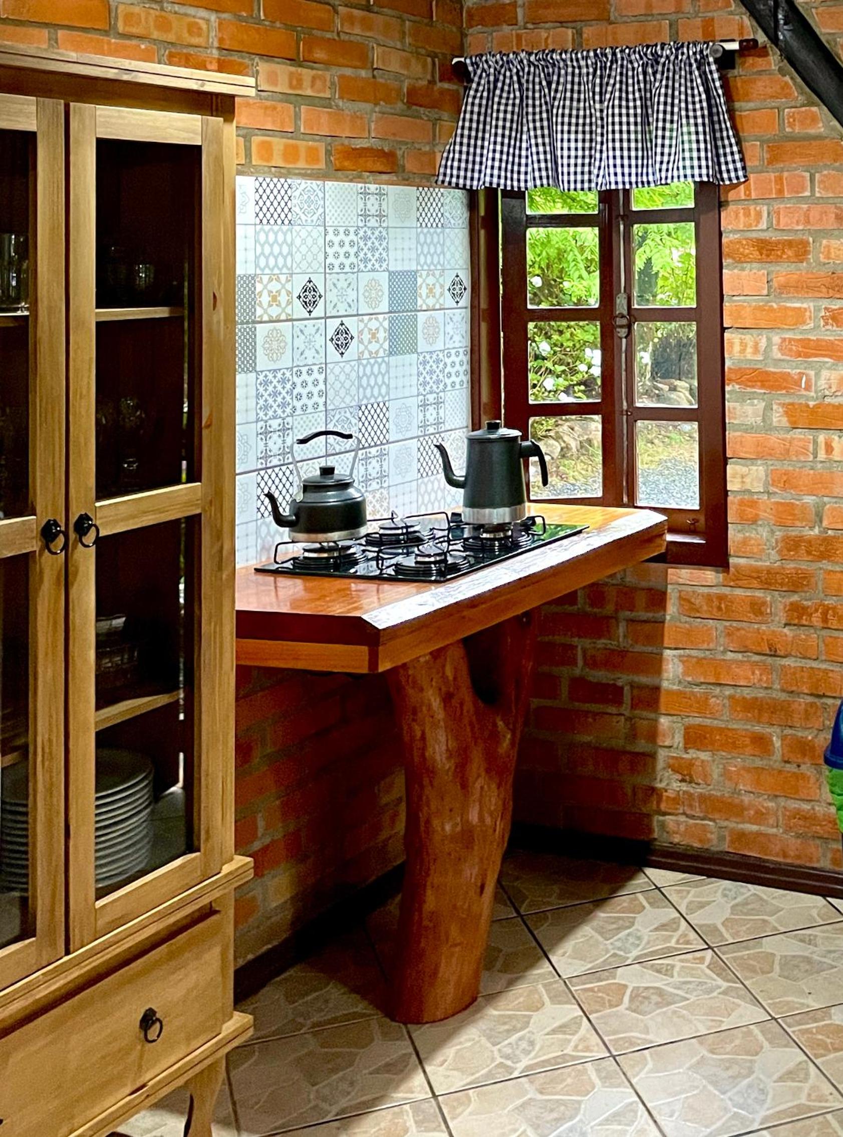 Three-Bedroom House photo 2