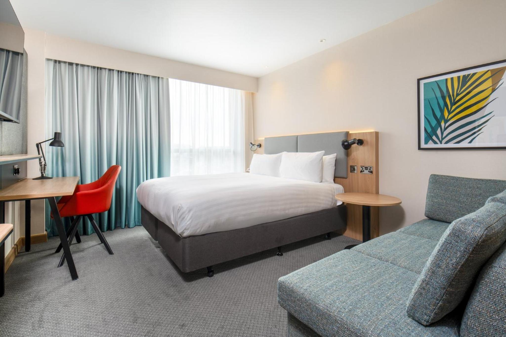 Premium King Room - Photo 3