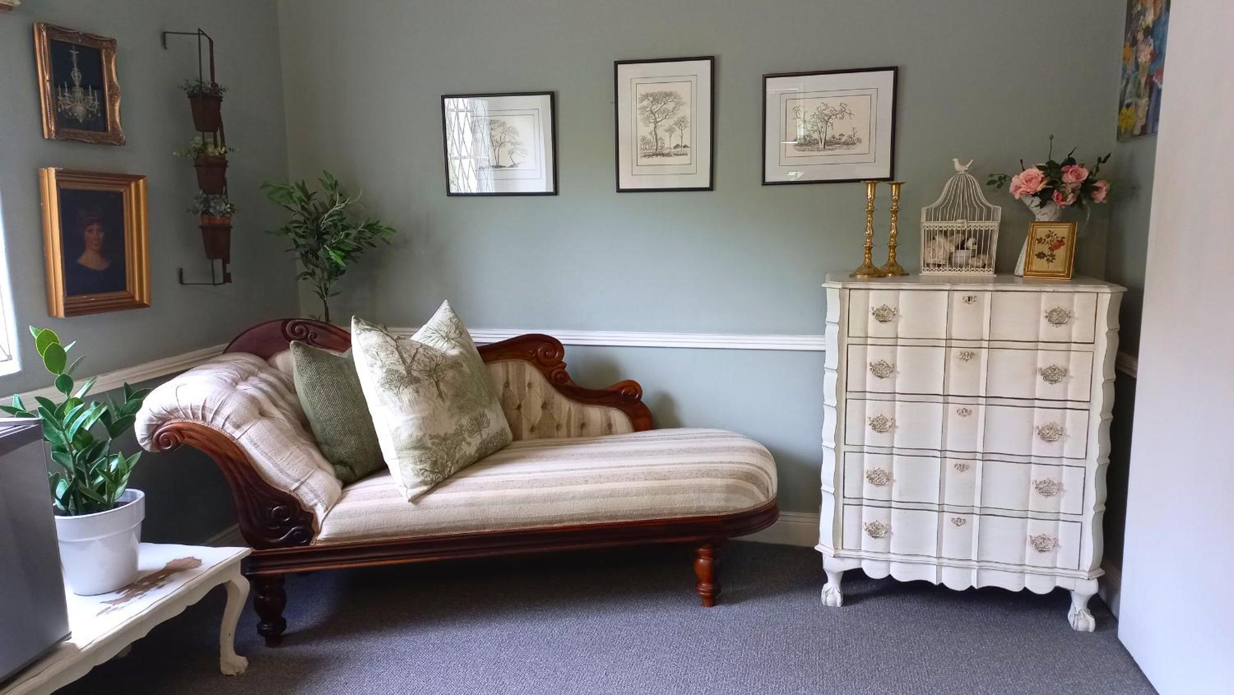 Superior King or Twin Room - Photo 4
