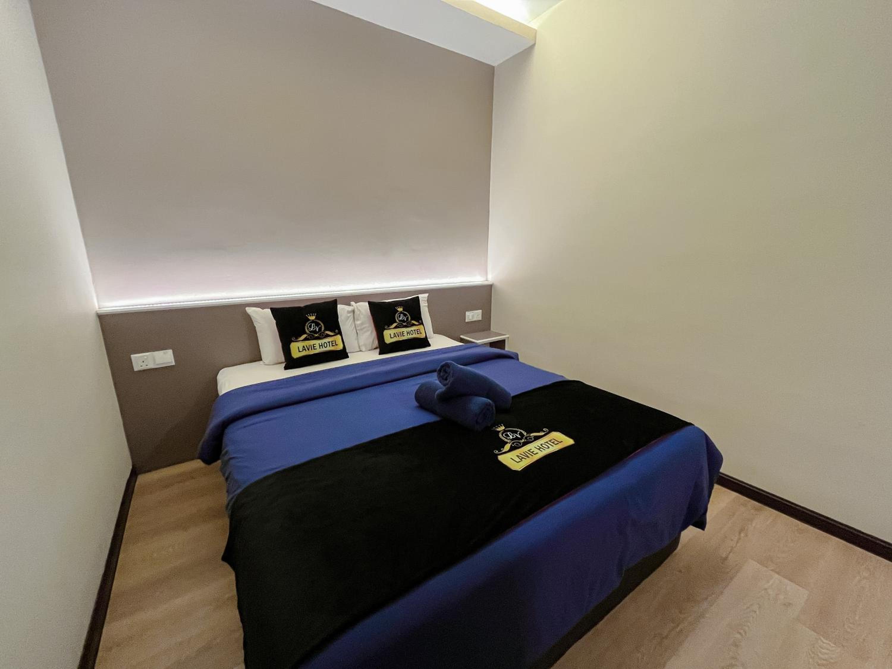 Standard Double Room - Photo 3