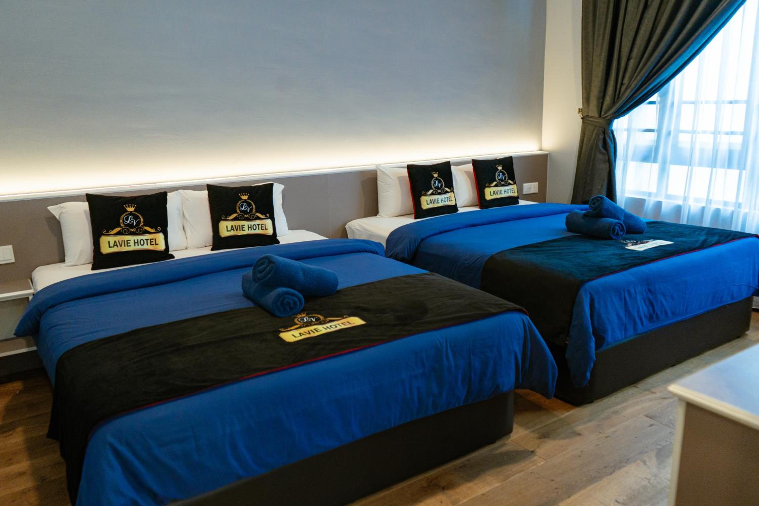 Two-Bedroom Apartment - Photo 13