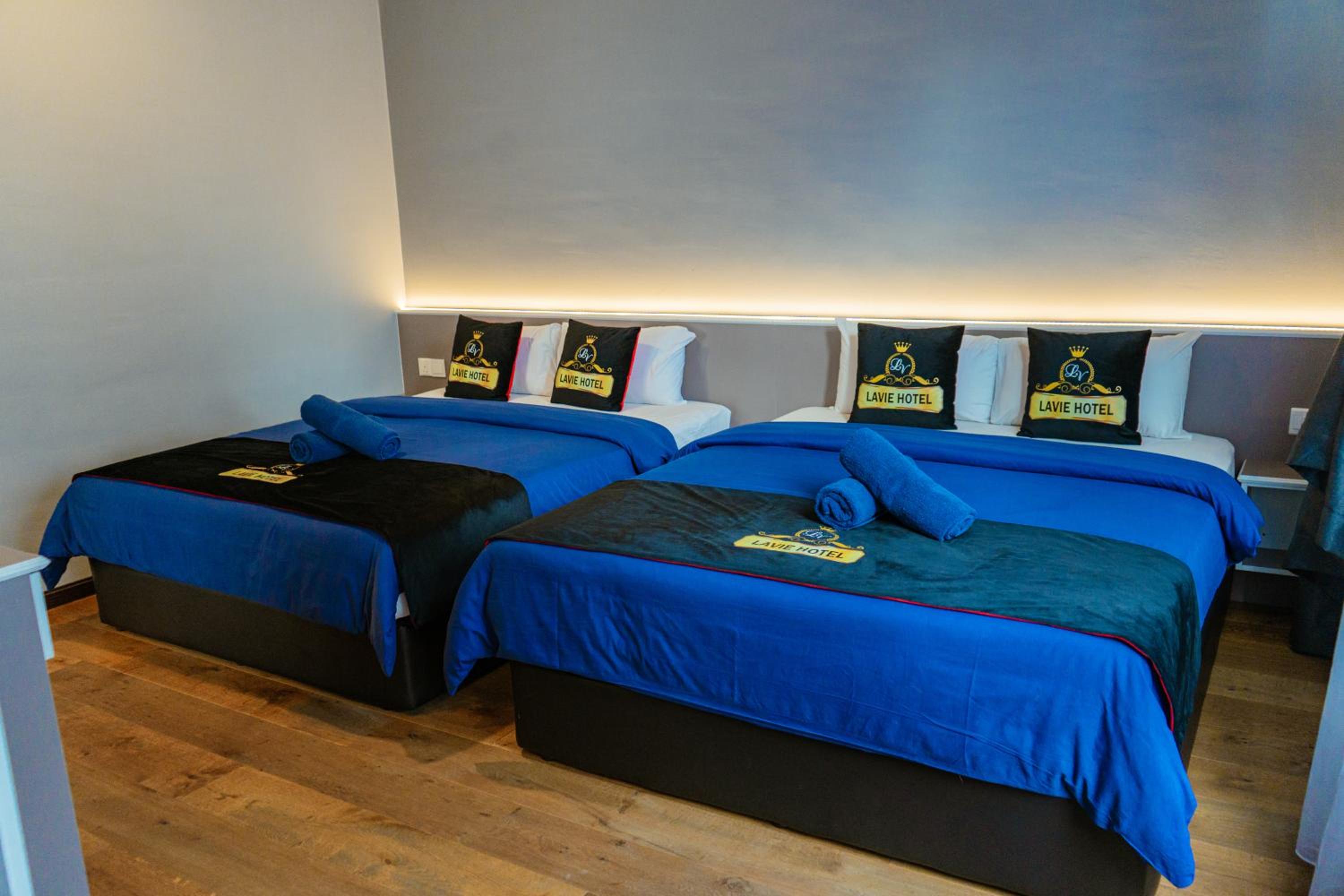 Two-Bedroom Apartment - Photo 10