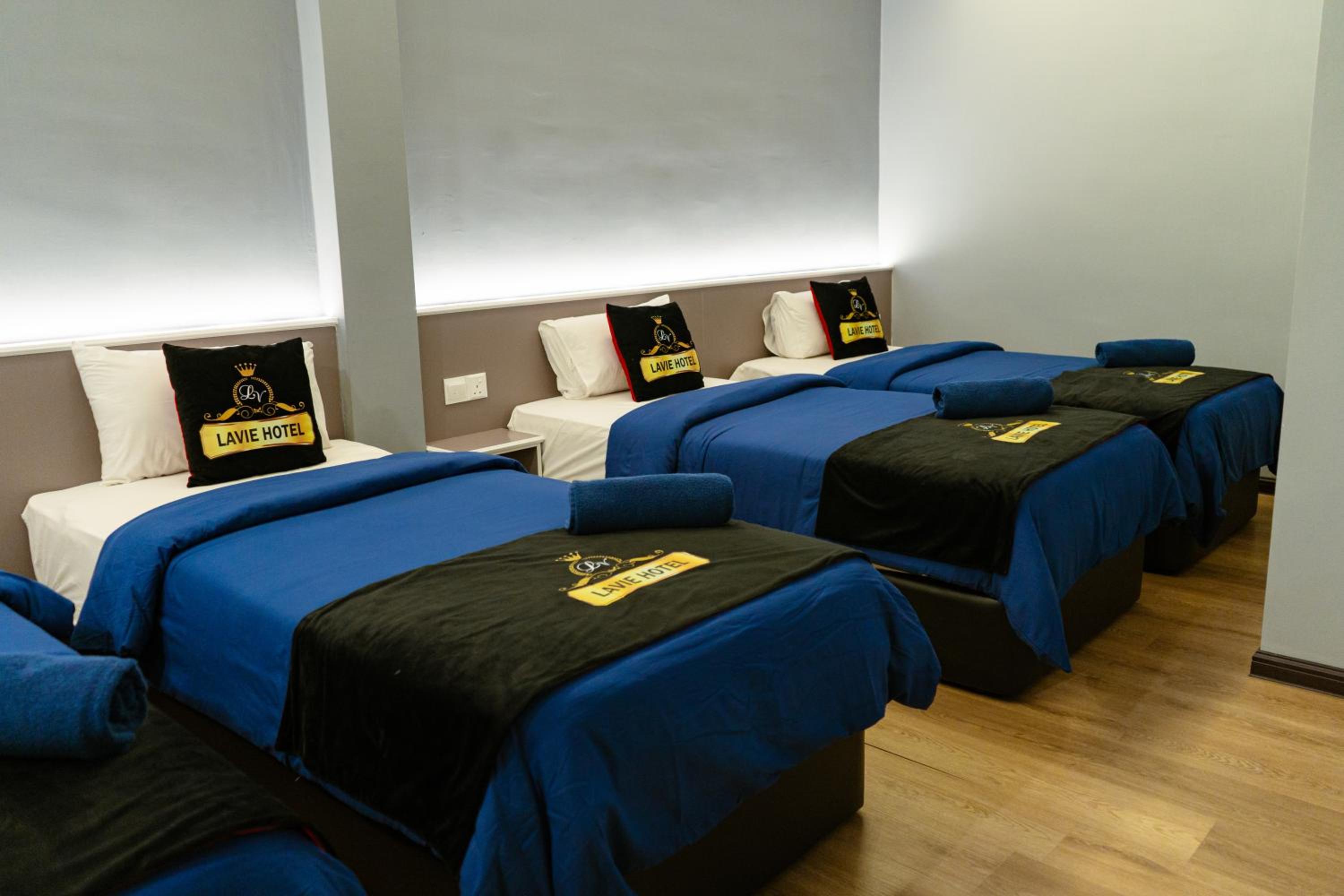 Two-Bedroom Apartment - Photo 4