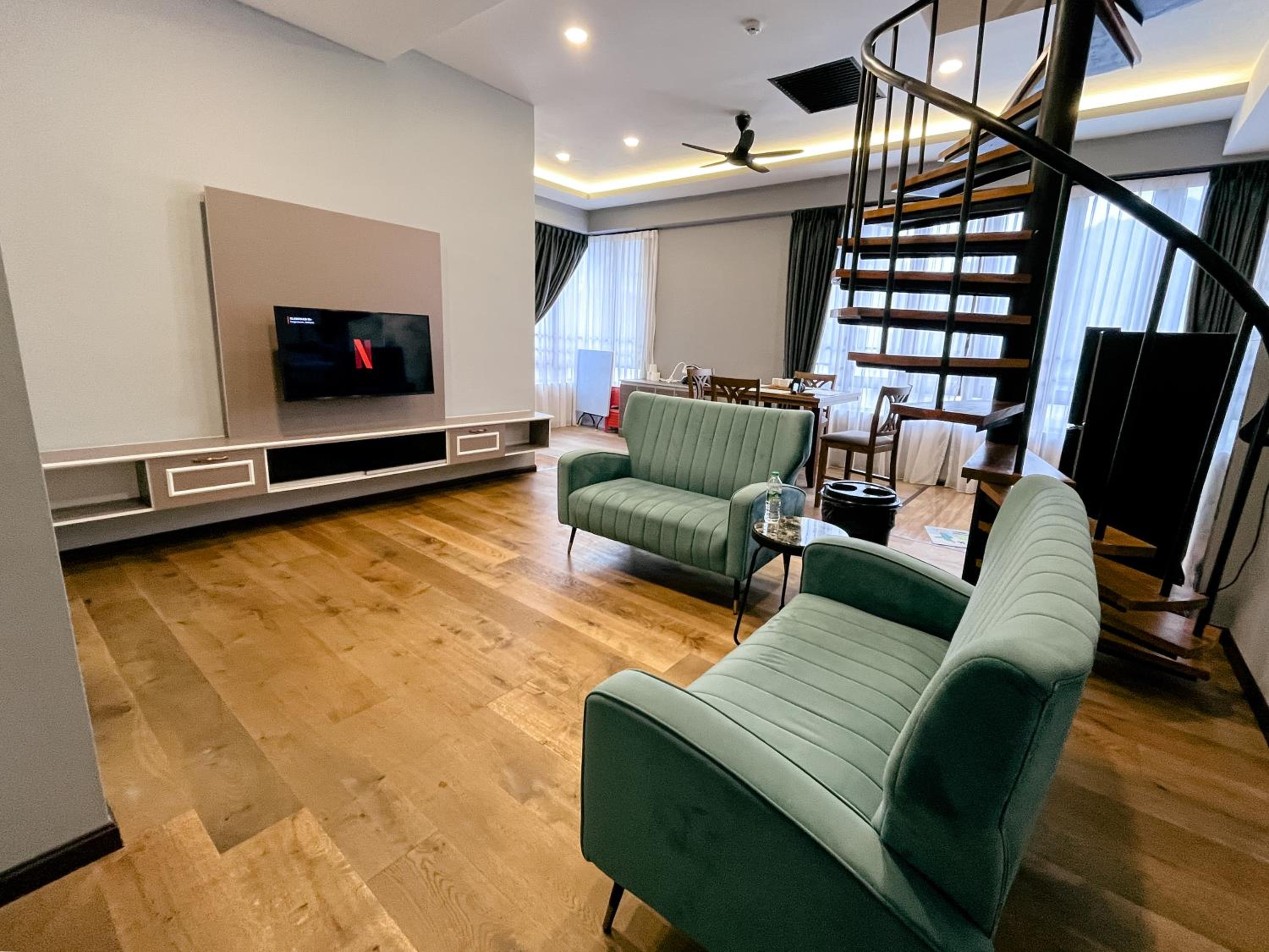 Two-Bedroom Apartment - Photo 12