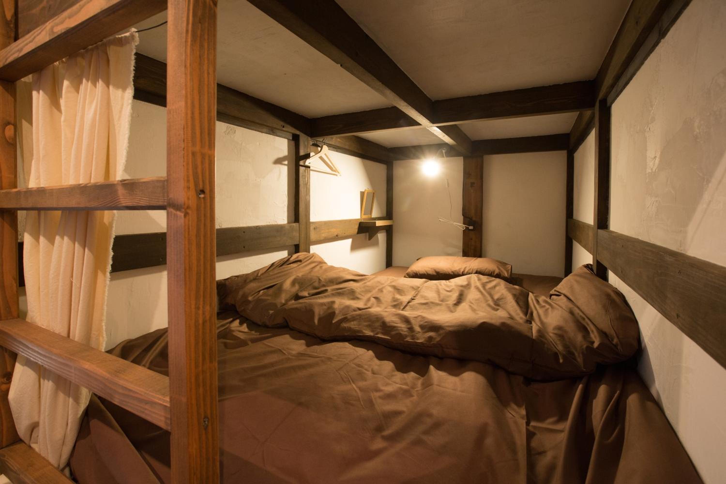 Bunk Bed in Mixed Dormitory Room