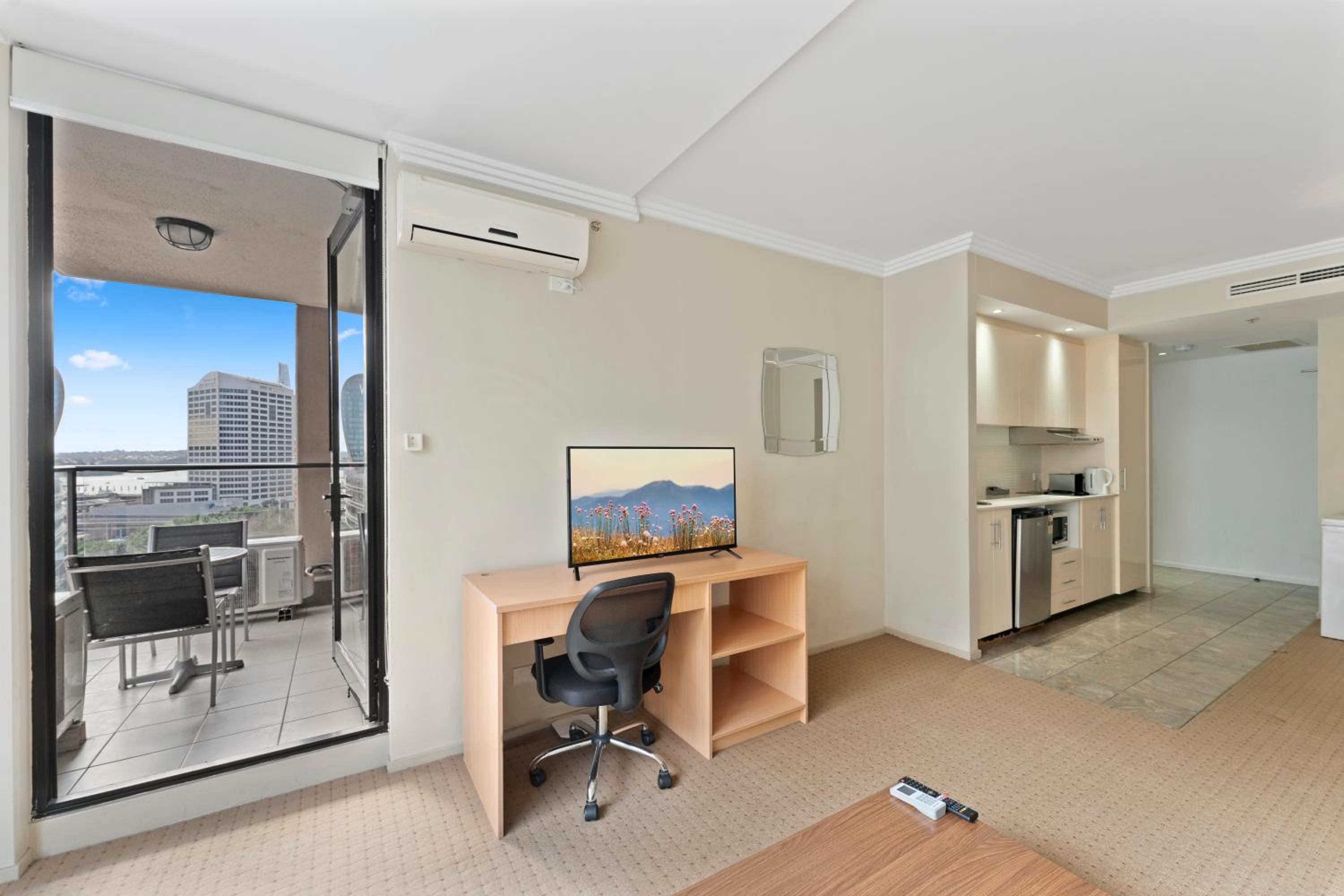 Executive Studio-Daily Housekeeping