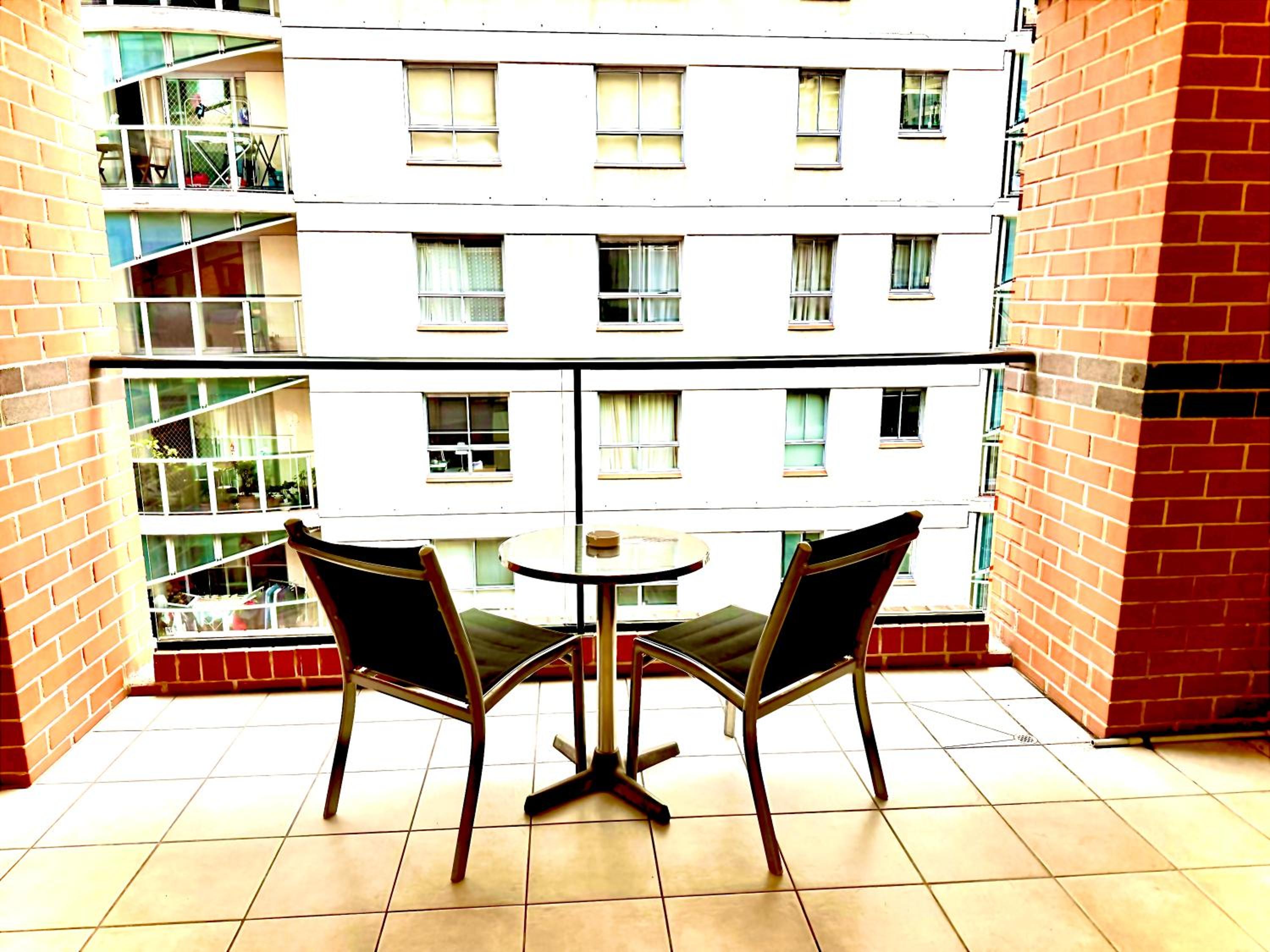 Deluxe Executive Studio Apartment (Daily Housekeeping)
