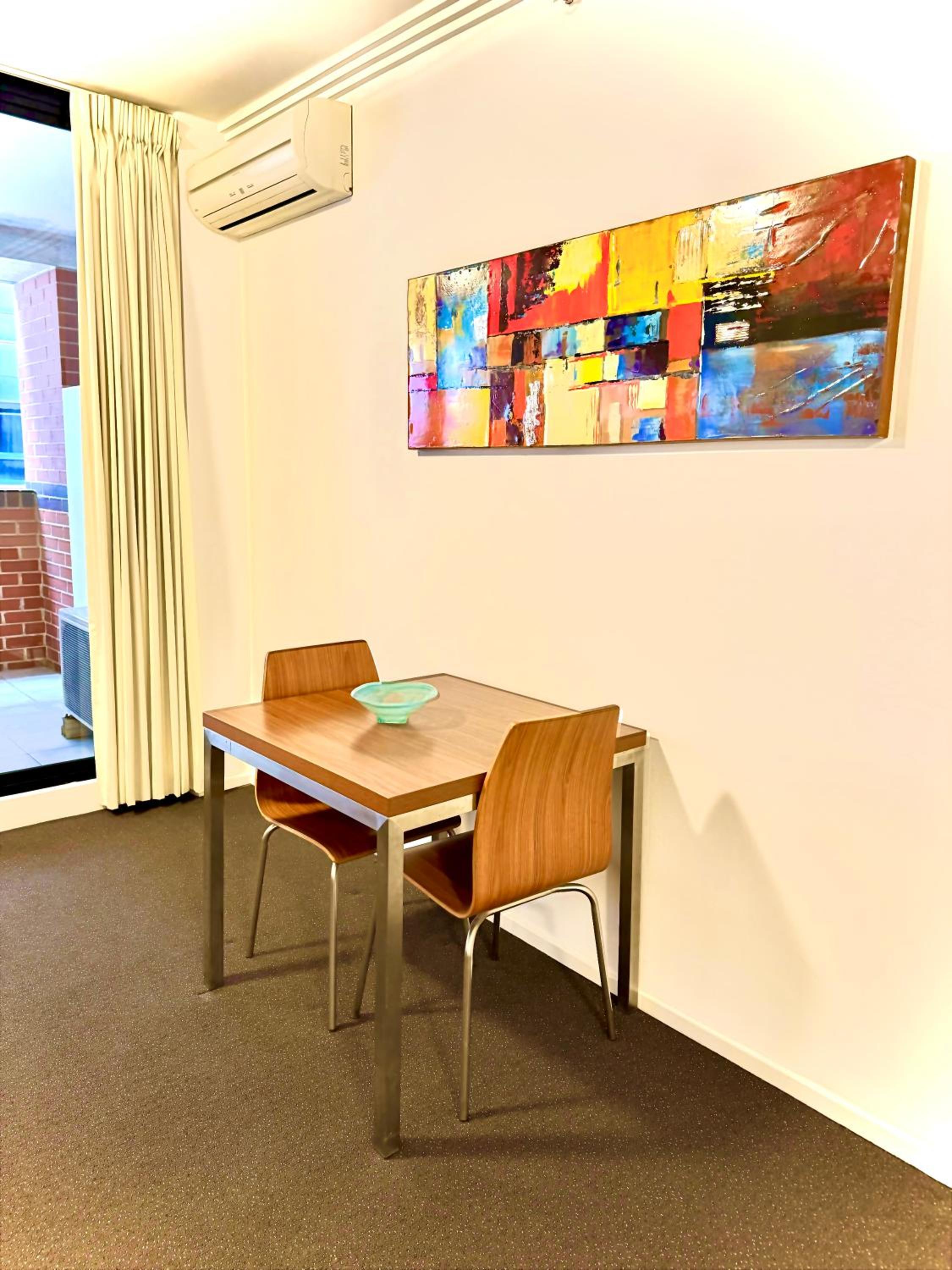 Deluxe Executive Studio Apartment (Daily Housekeeping)