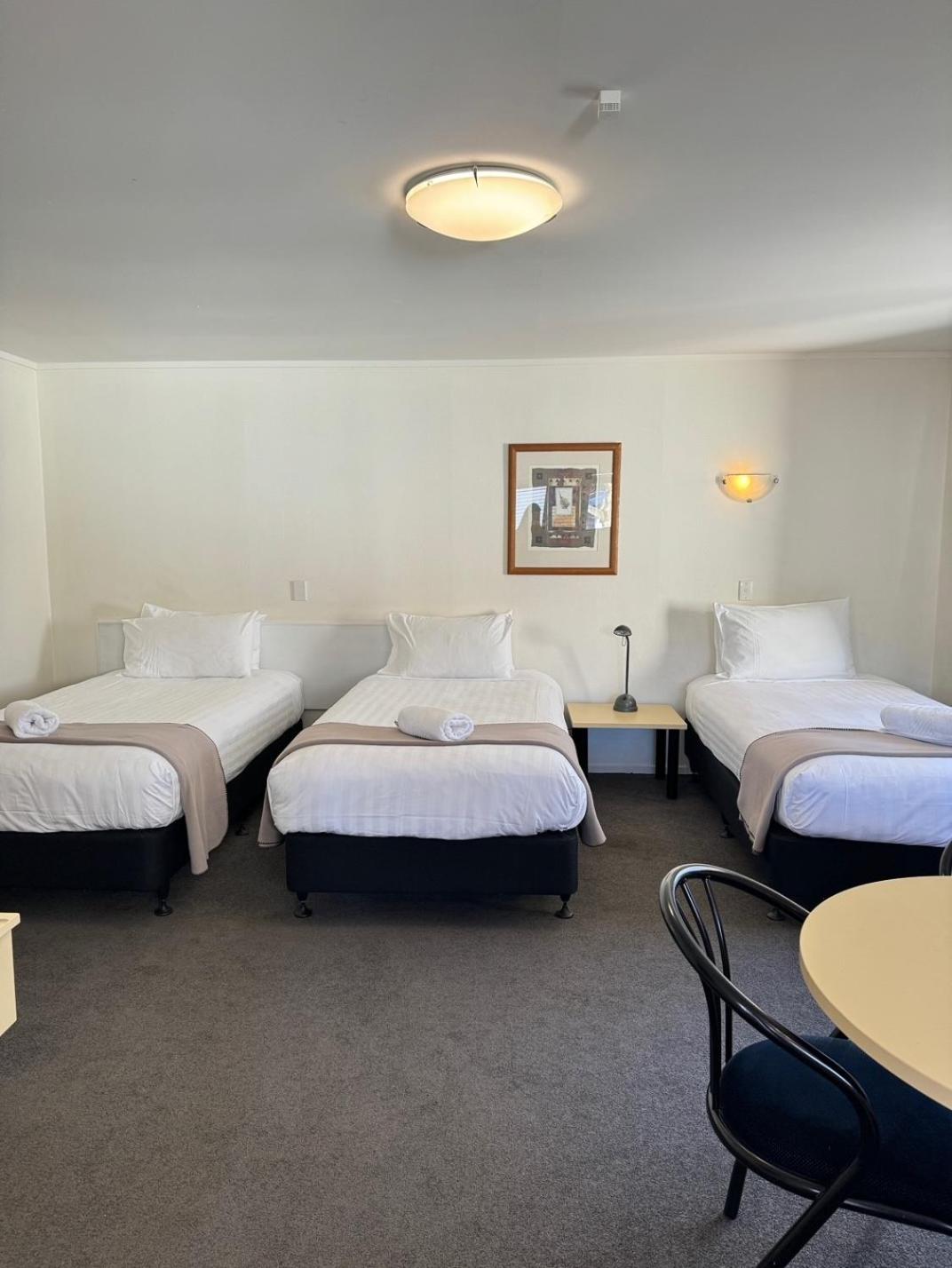 Basic Triple Room - Photo 1