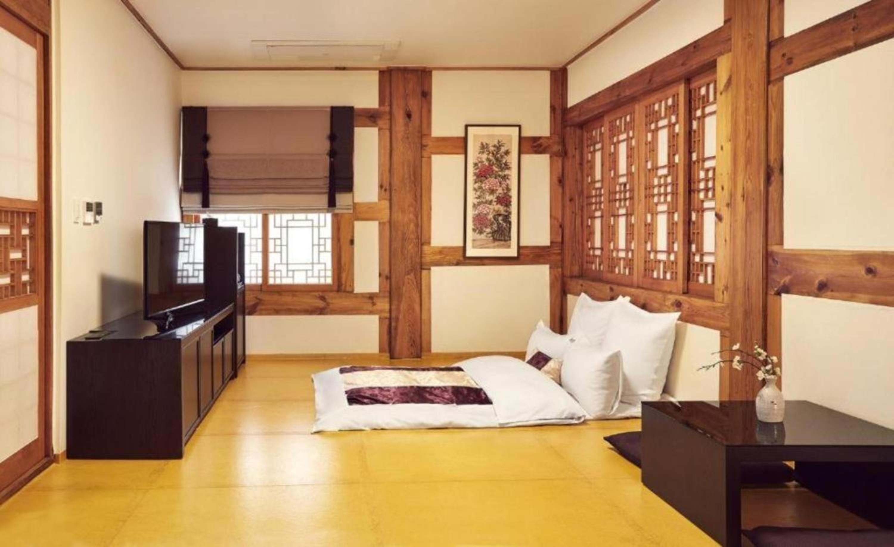 Special Offer - Deluxe Daecheong - Free breakfast for 2 people + 2 Welcome drinks + Late check-out at 12:00 + Tour admission ticket photo 3