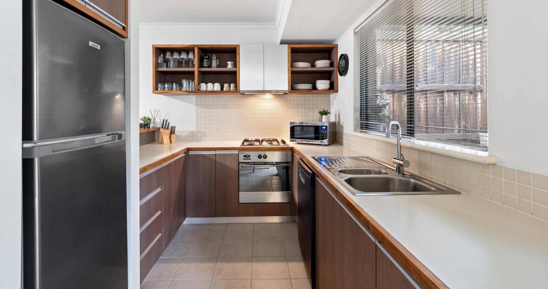 Three-Bedroom Premium Apartment with Balcony photo 3