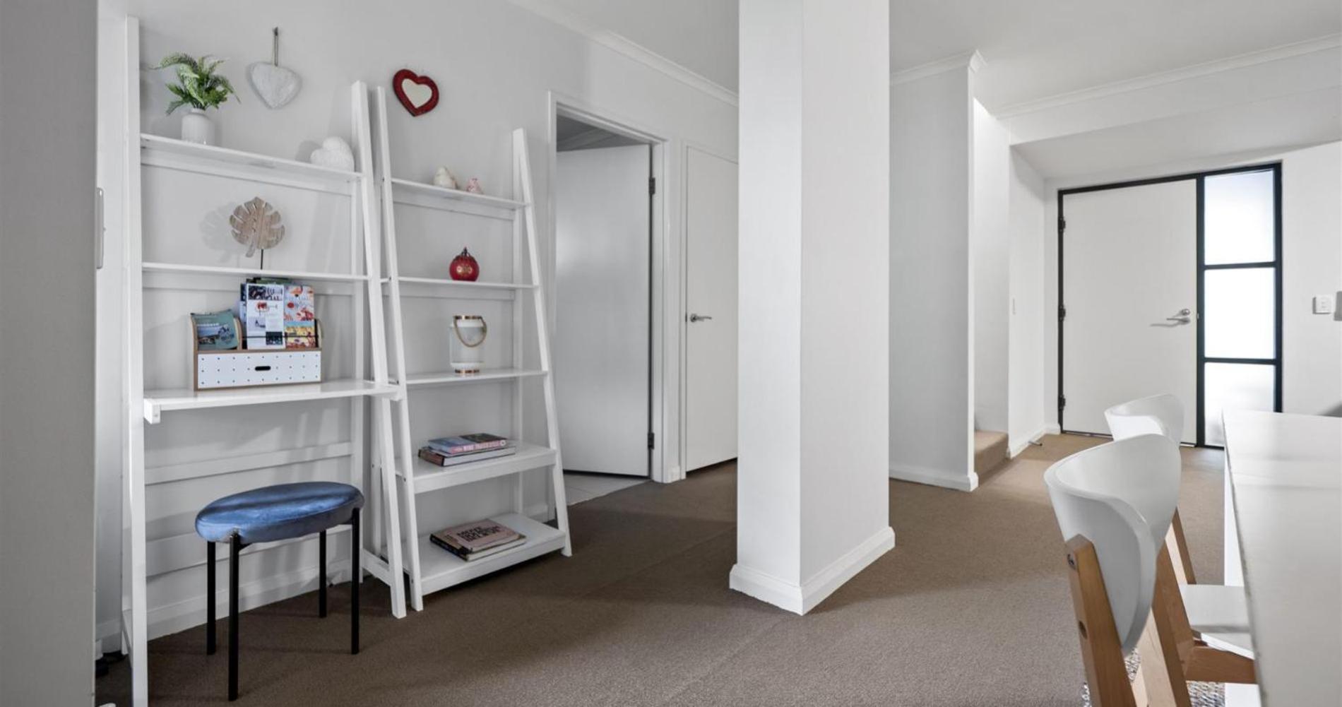 Three-Bedroom Premium Apartment with Balcony photo 3