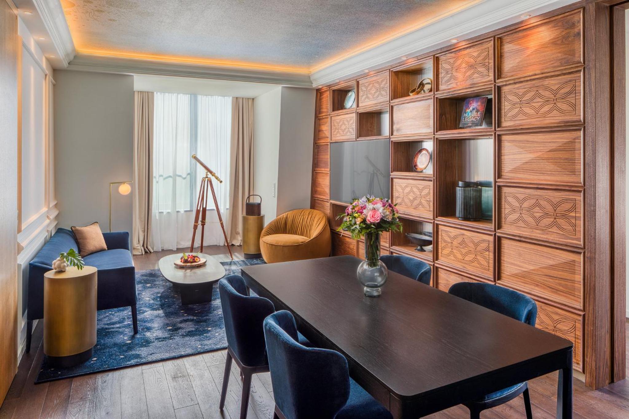 Observatory Suite