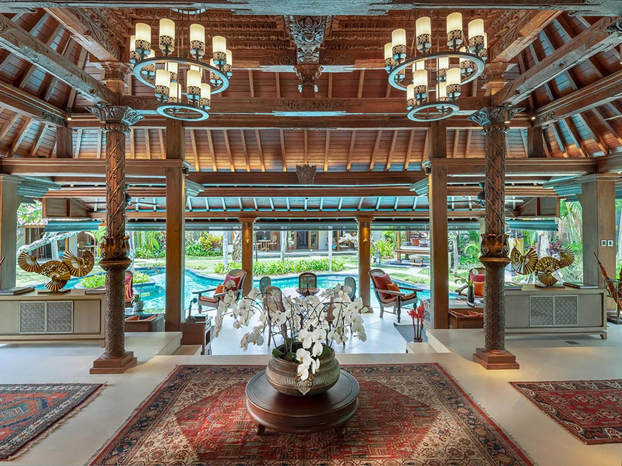 Deluxe Villa
