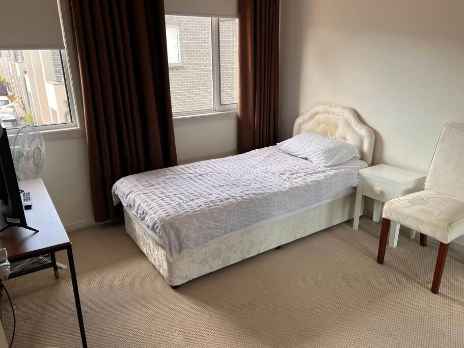 Three-Bedroom Apartment photo 1