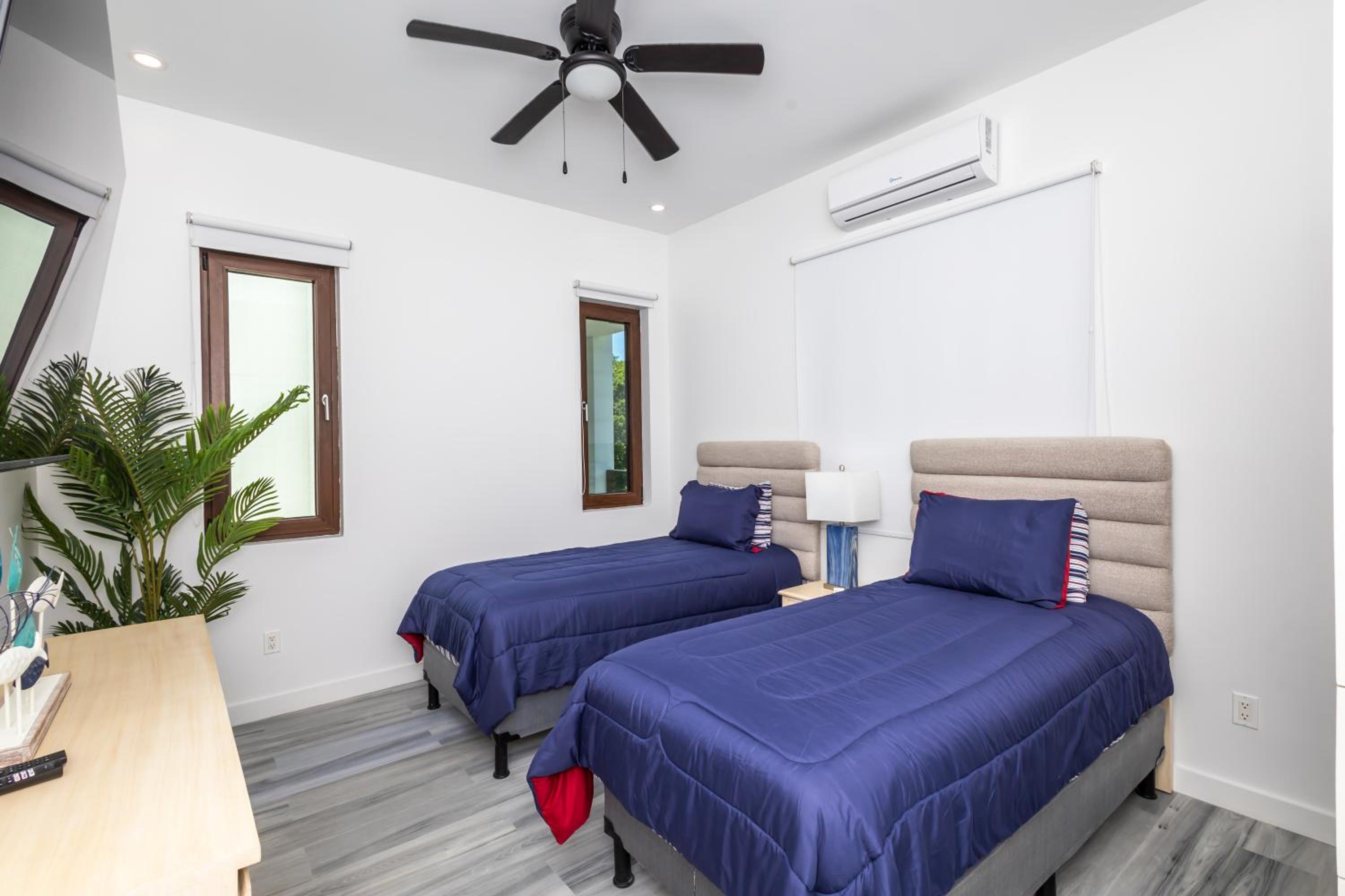 Two-Bedroom Apartment - Photo 21