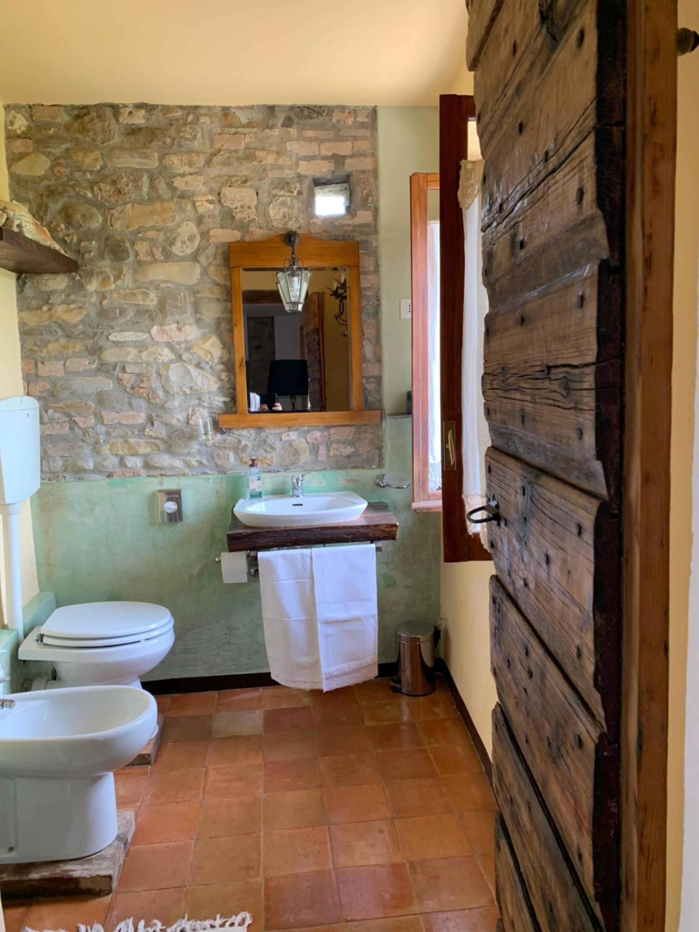 Double Room with Private Bathroom photo 3