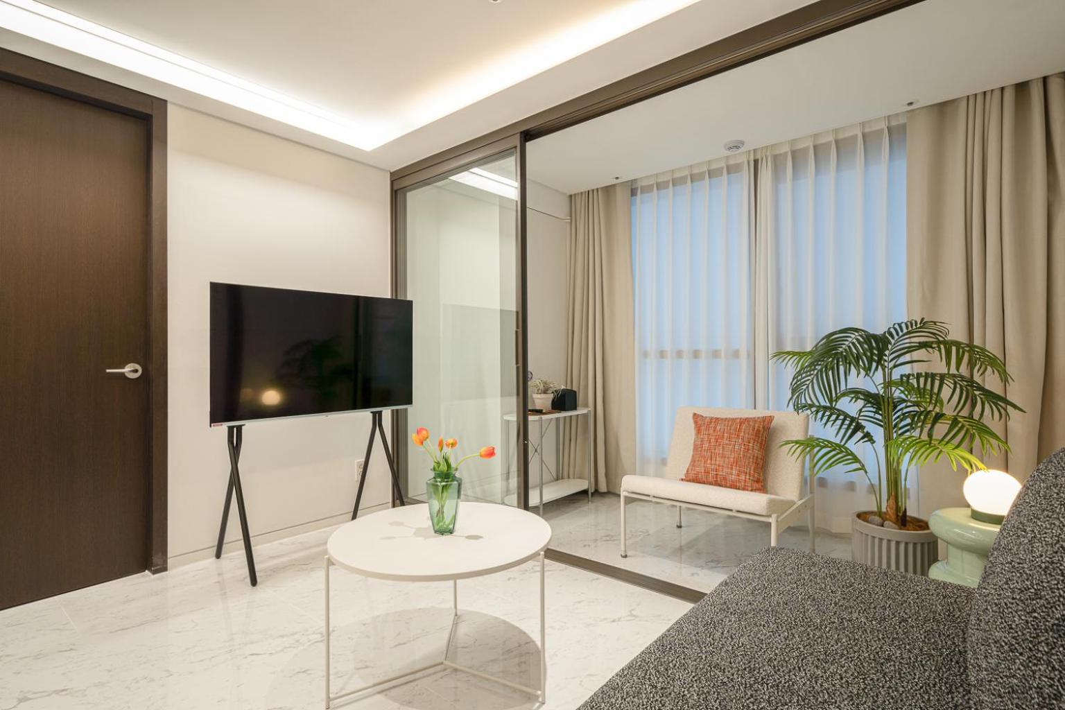 Premier Suite - Photo 7