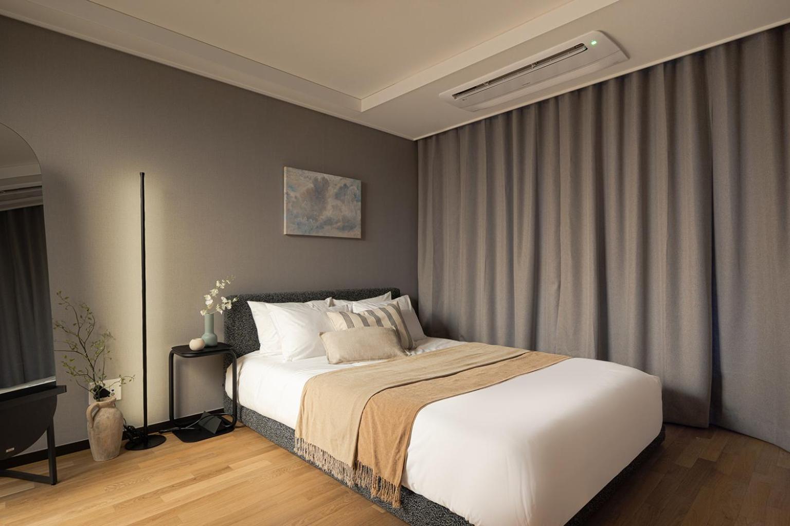 Premier Suite - Photo 2
