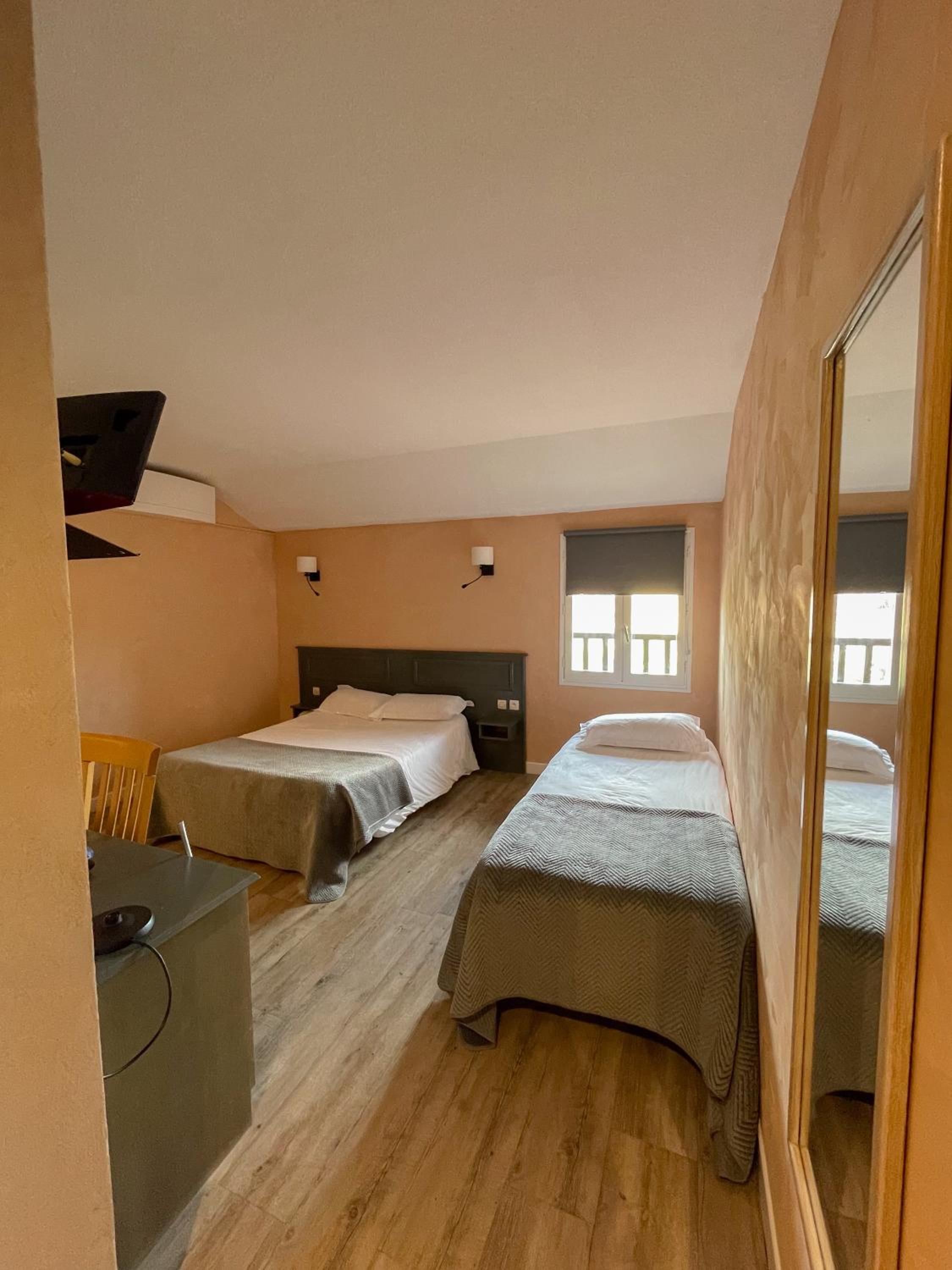 Triple Room - Photo 4