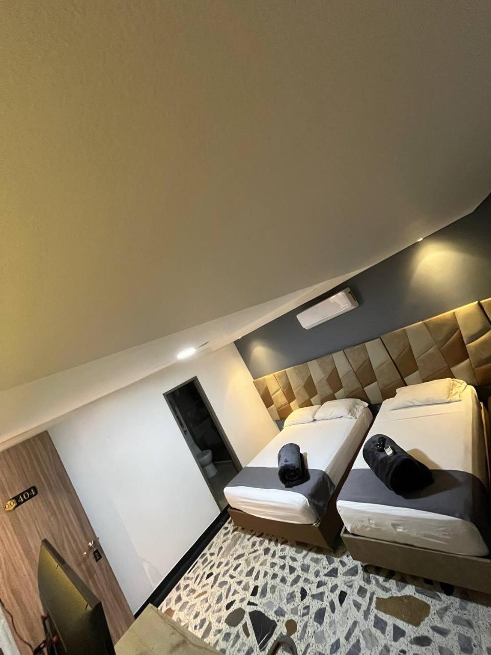 Deluxe Family Room photo 2