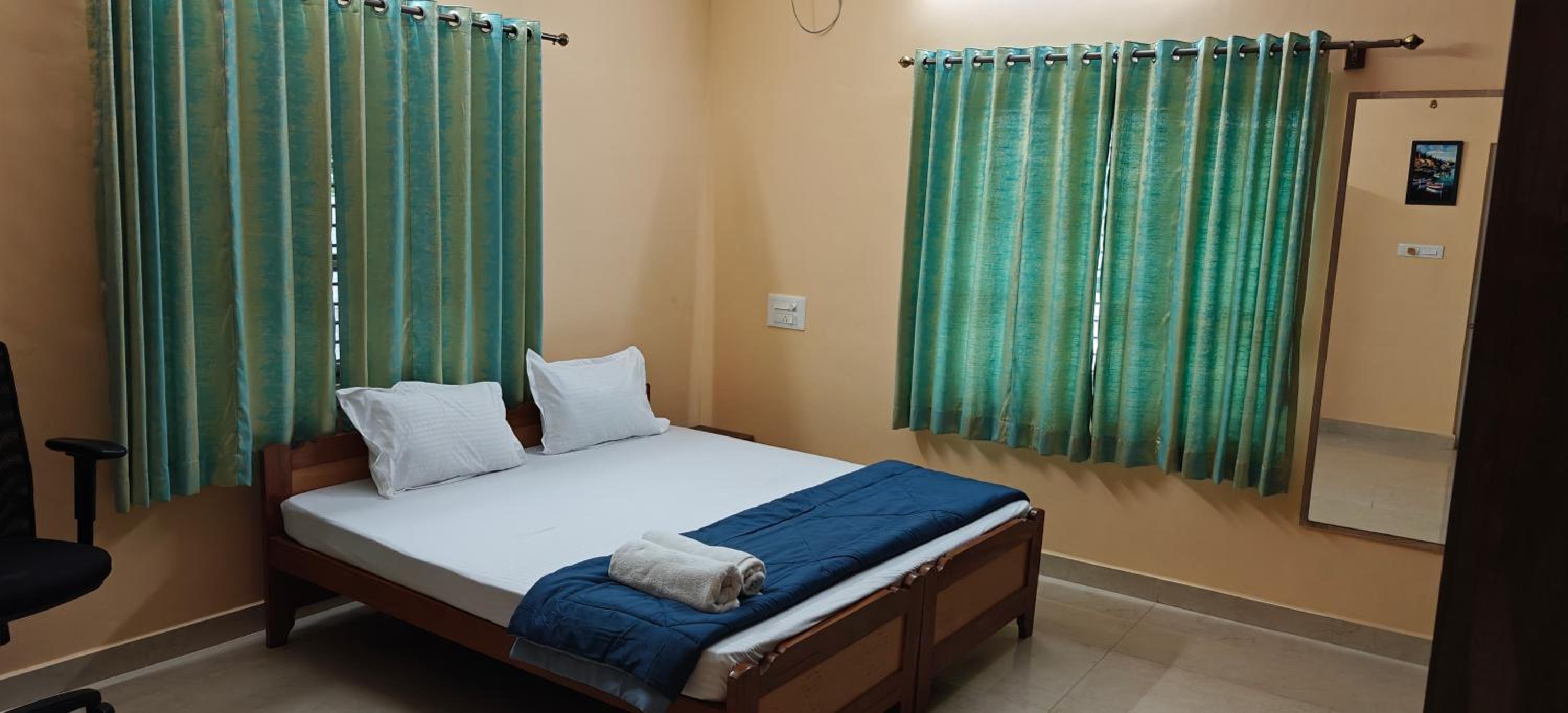 Three-Bedroom Villa photo 1