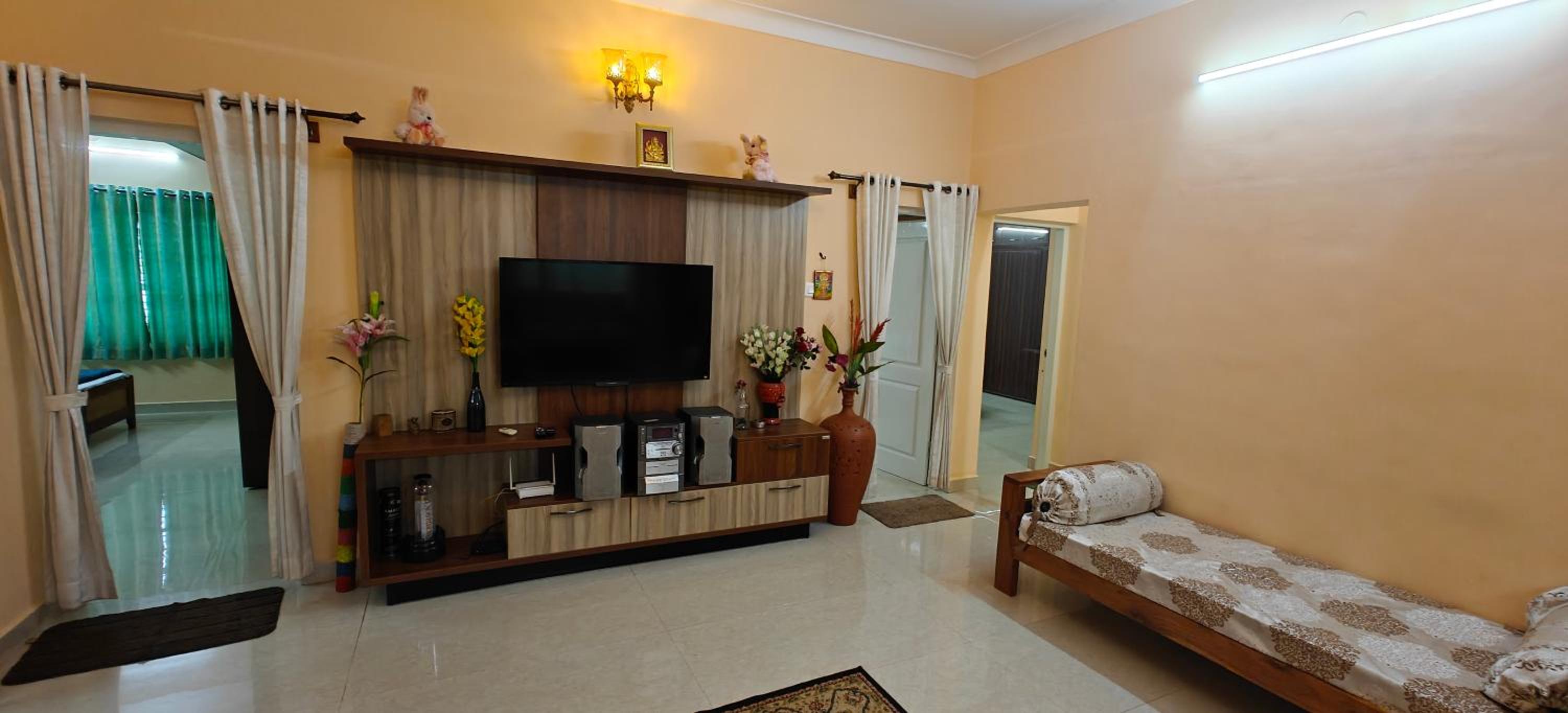 Three-Bedroom Villa photo 3