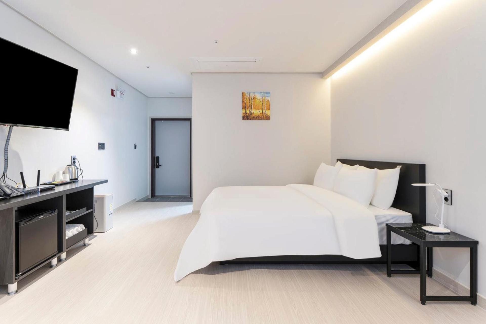 Economy Double or Twin Room