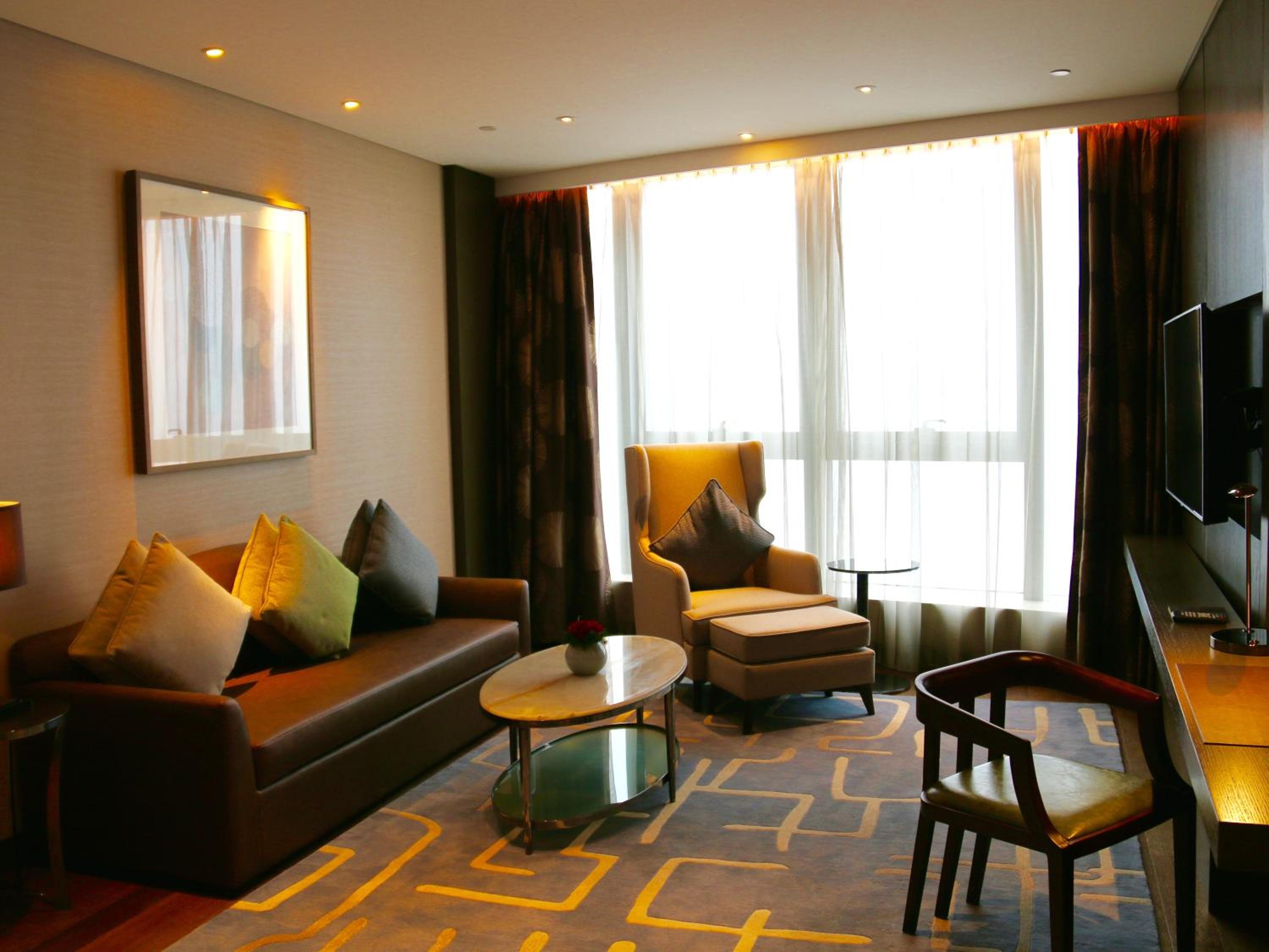 Luxury Twin Room with Club Access