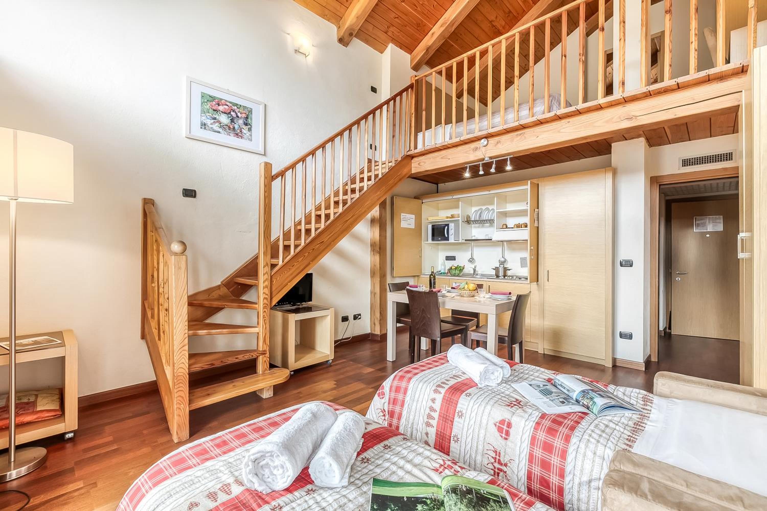 Loft Apartment With Balcony photo 3