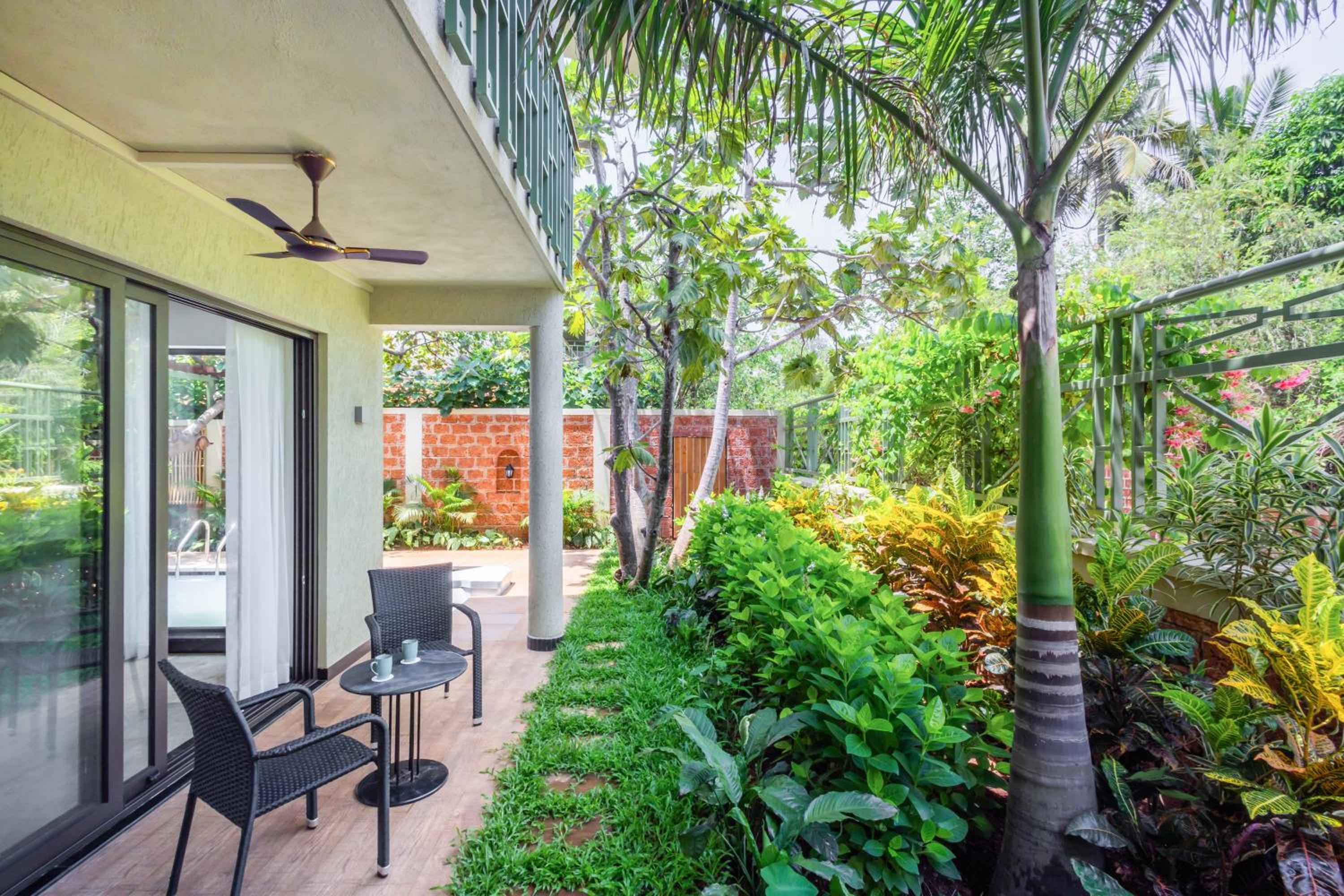 Two Bedroom Villa with Plunge Pool - 15% Food & Soft Beverages discount on A-la-carte (till 30th Sep) - Photo 5