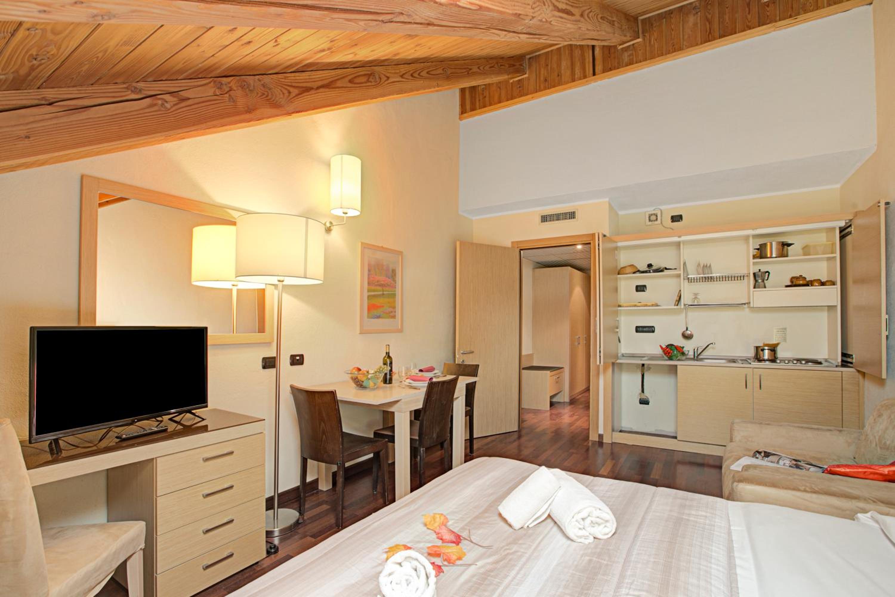 Studio Loft Apartment photo 2