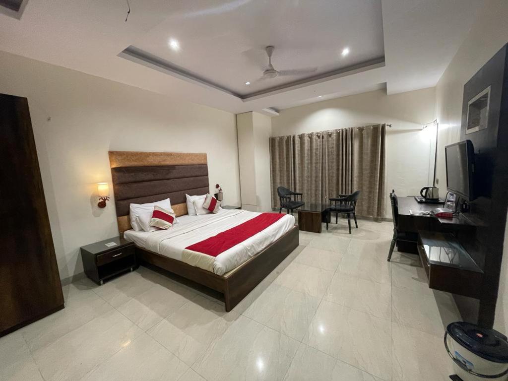 Deluxe Double Room photo 3