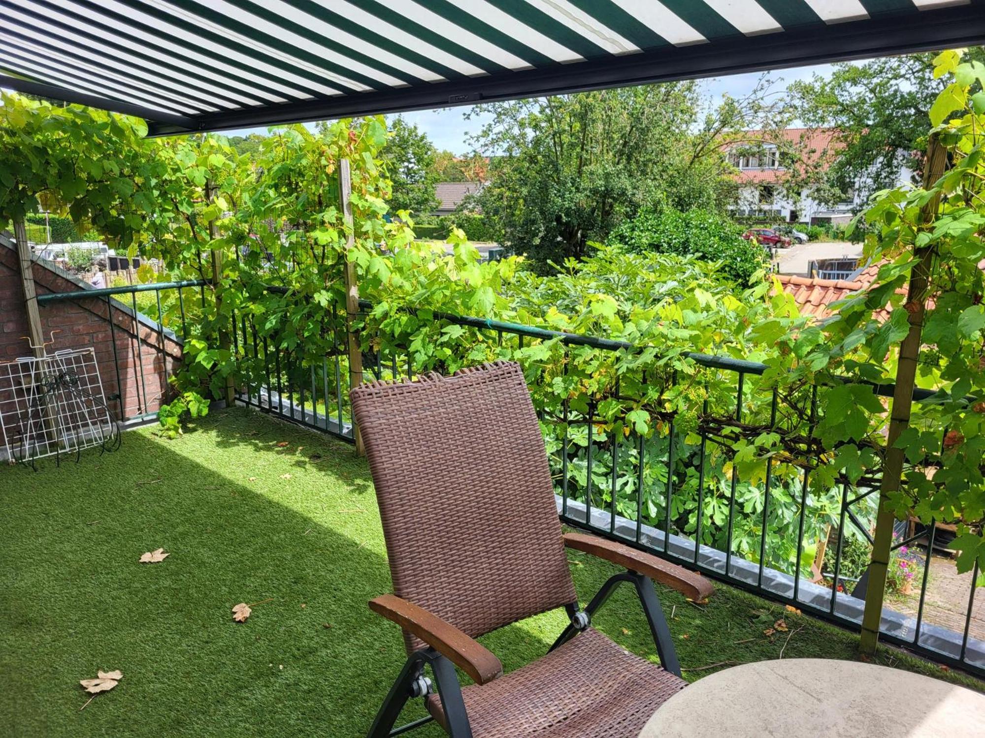 Deluxe Double Room with Balcony - Photo 2