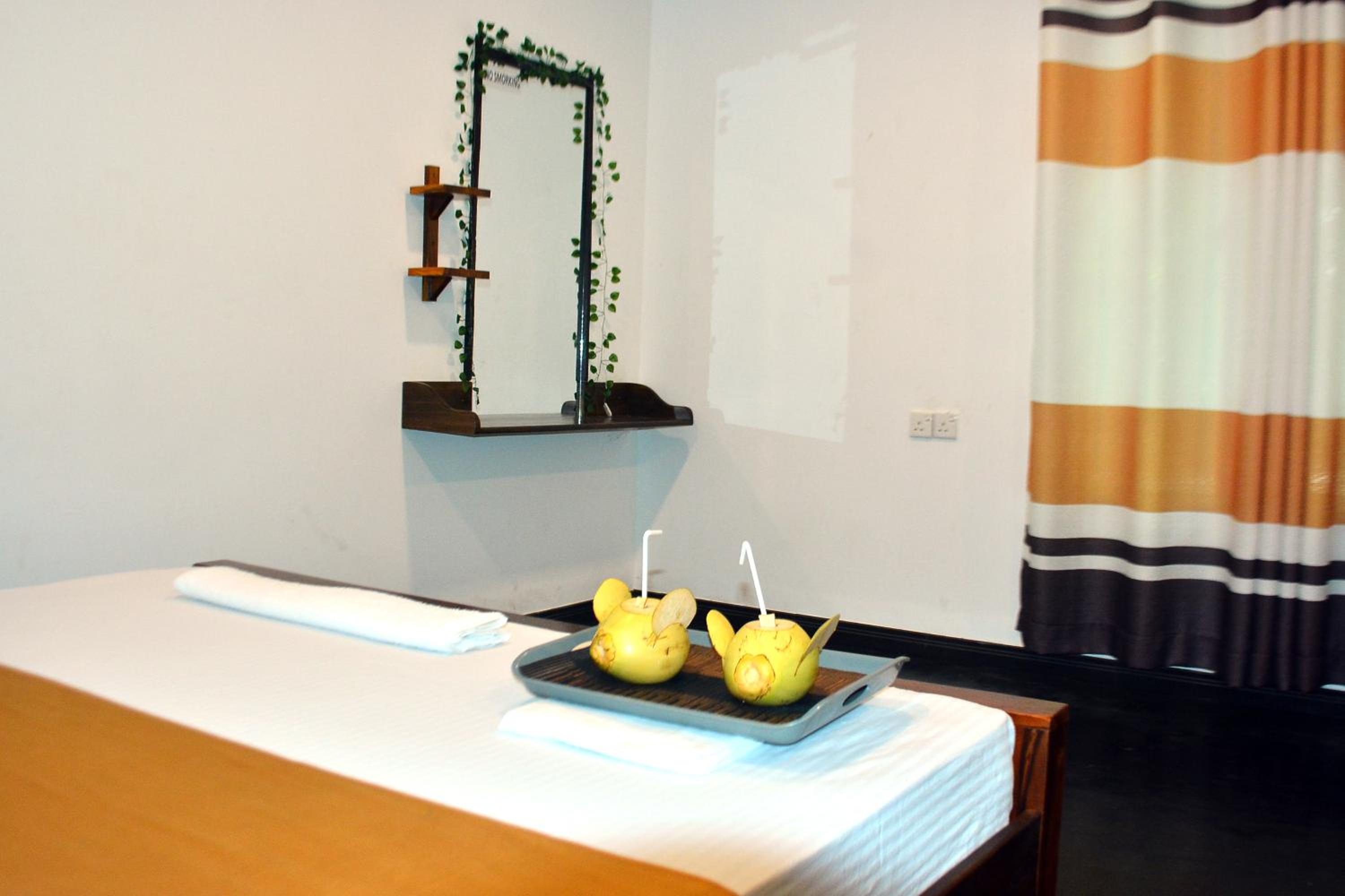 Family Room With Garden View photo 3