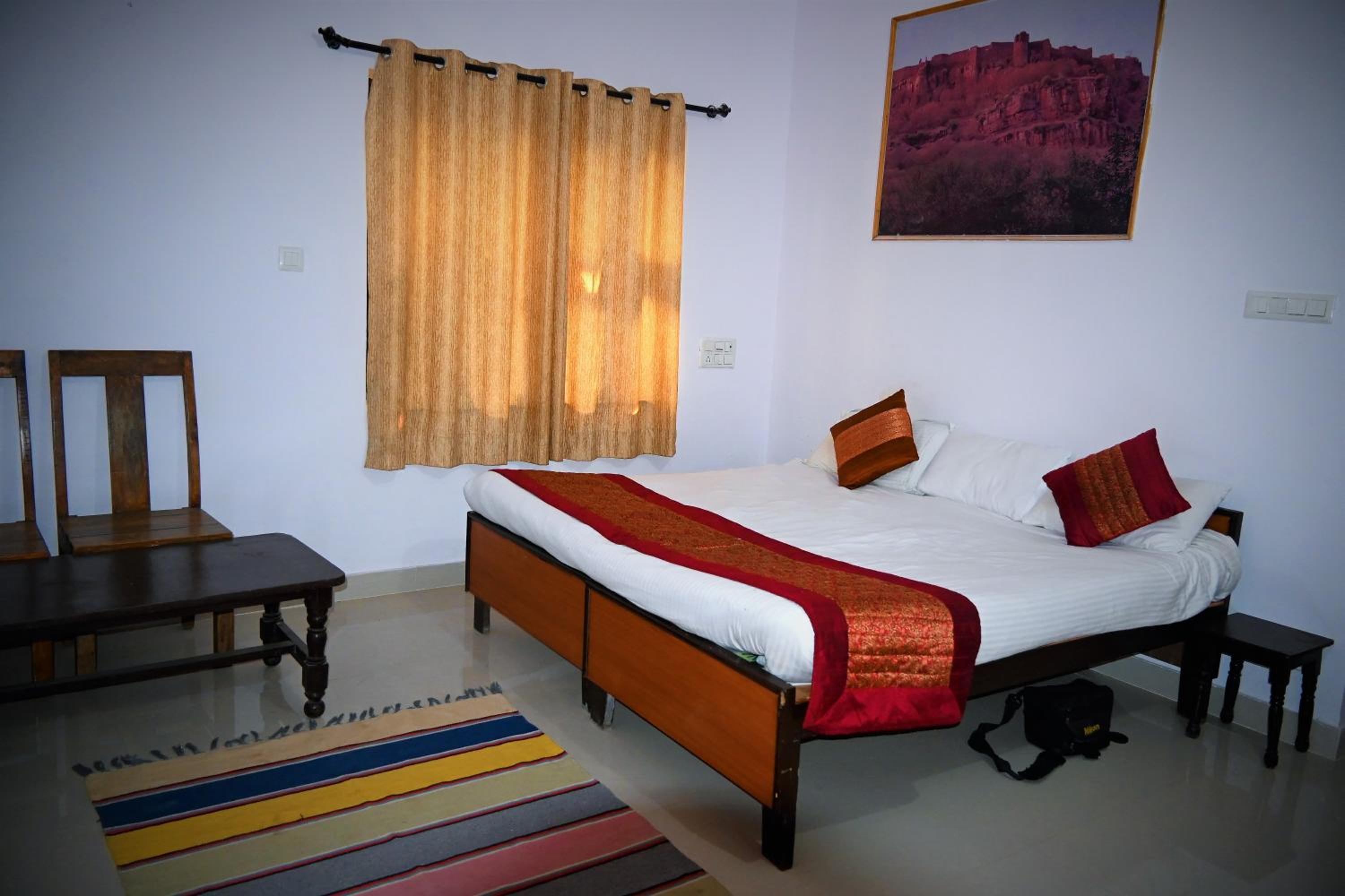 Double Room - Photo 3