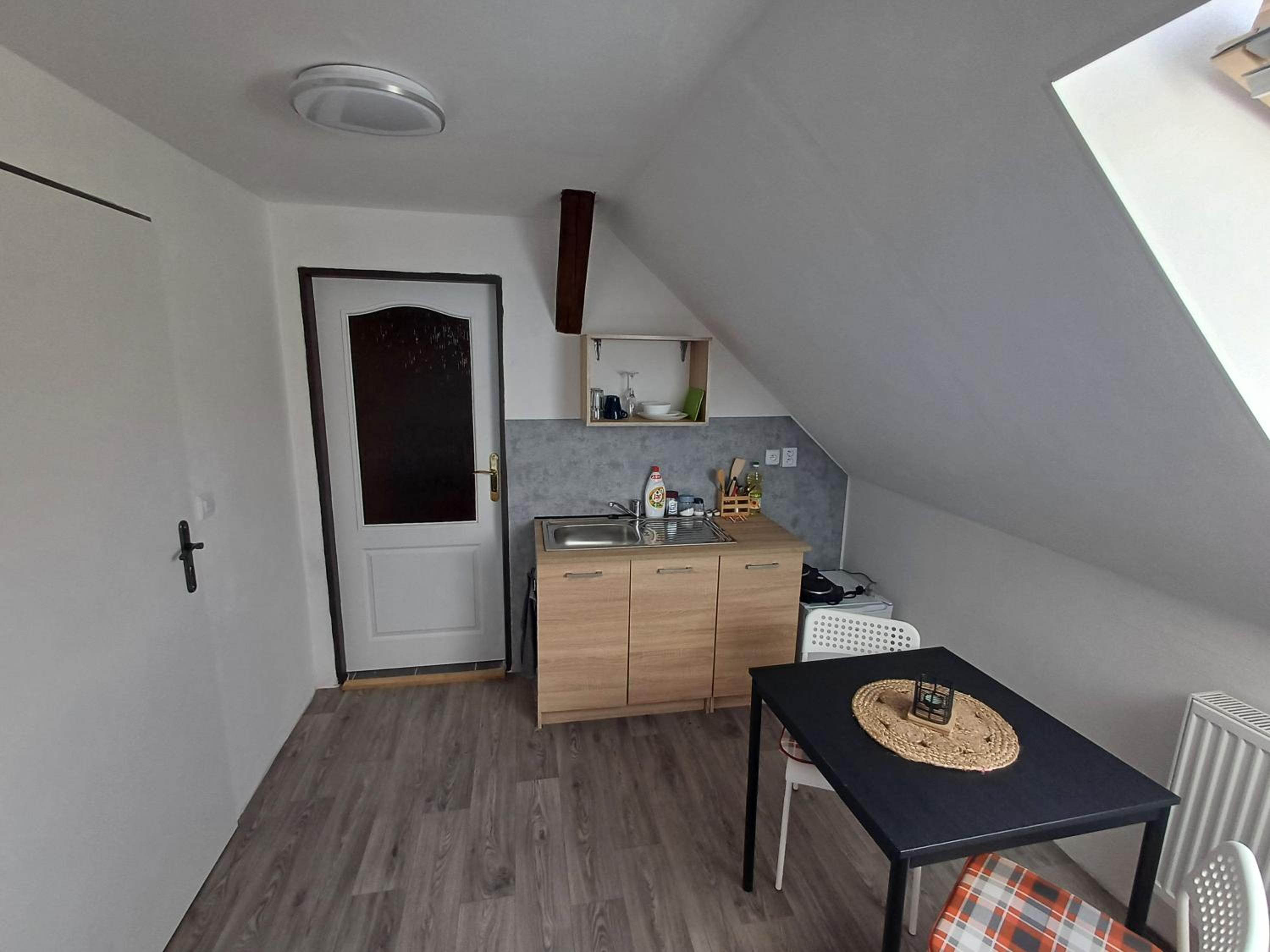 Twin Room with Bathroom photo 3