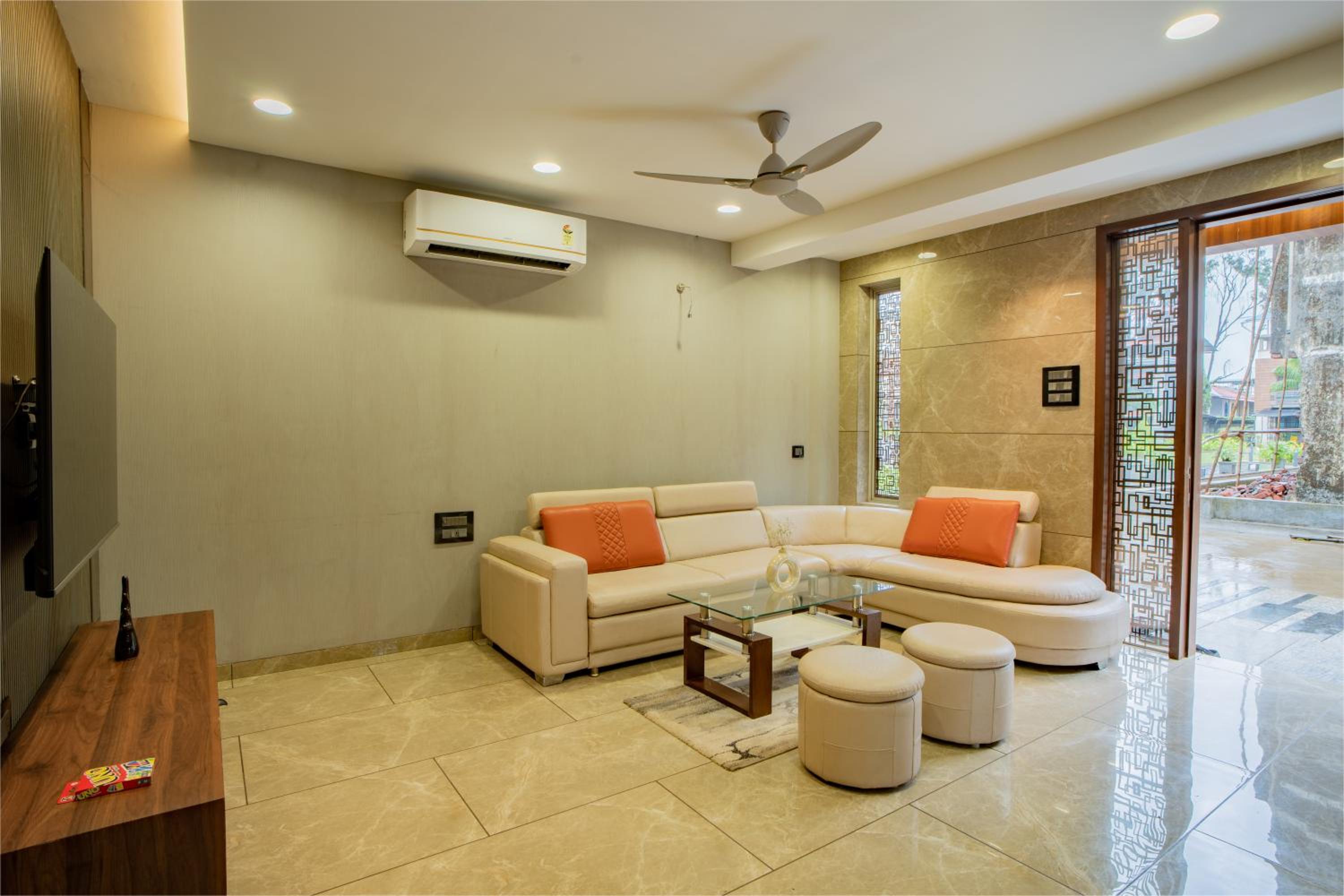 Three-Bedroom Villa photo 1