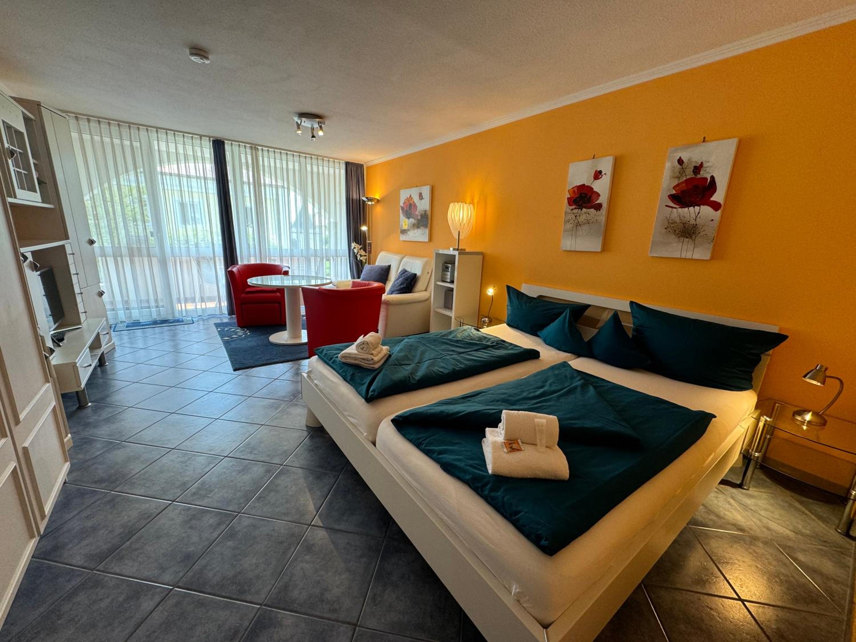 Deluxe Double Room with Bath